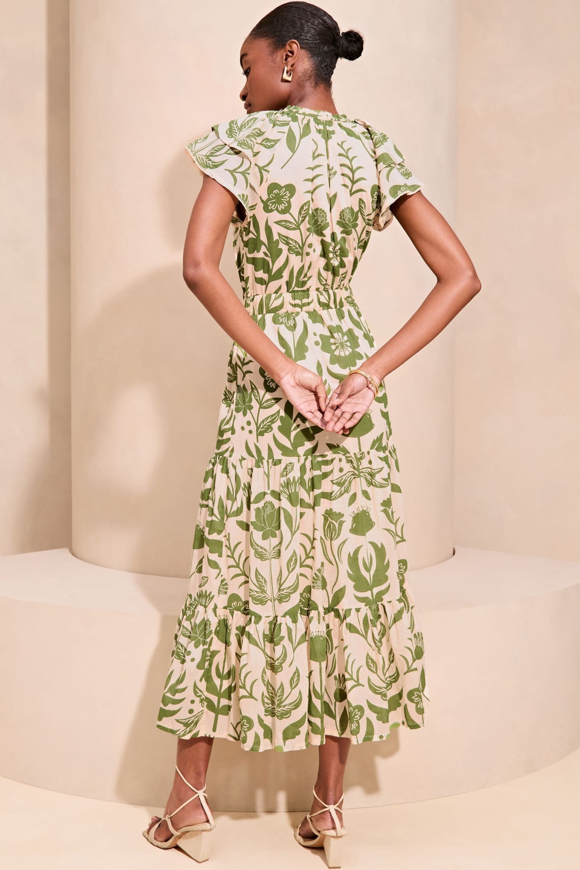 Lipsy Green Short Sleeve Tiered Printed Summer Midi Dress - Image 2 of 4