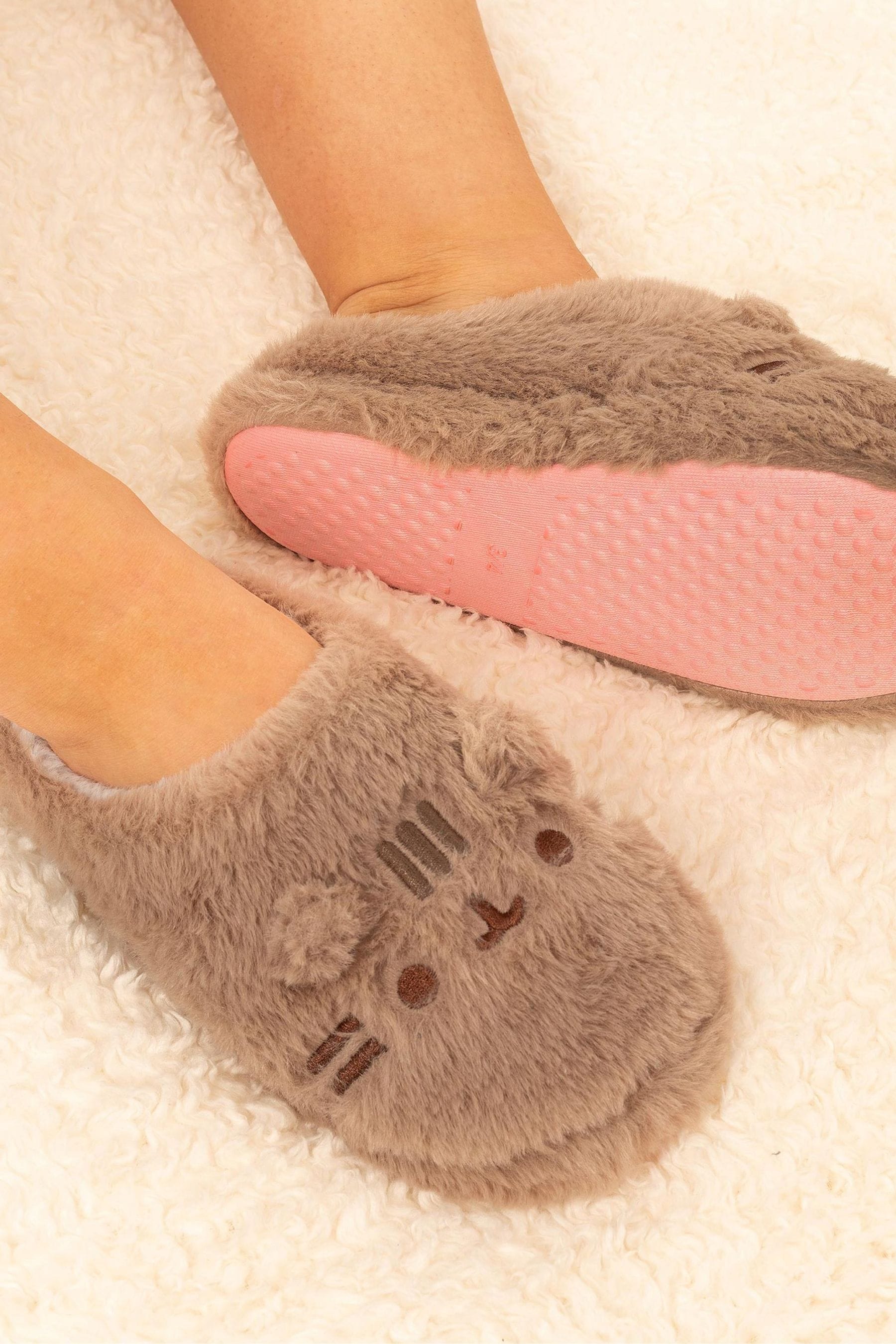 Womens on sale character slippers