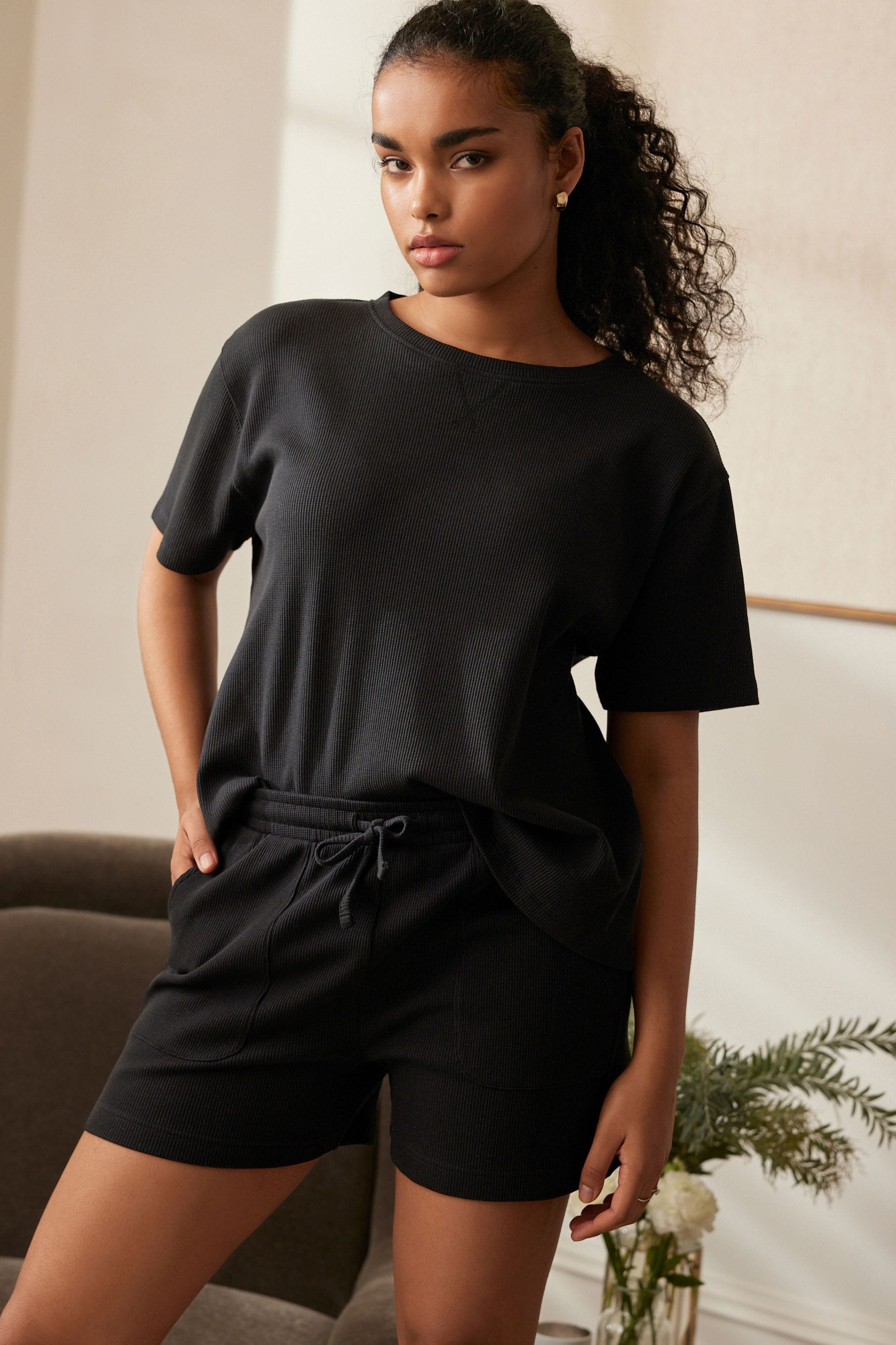Black pyjama short set outlet