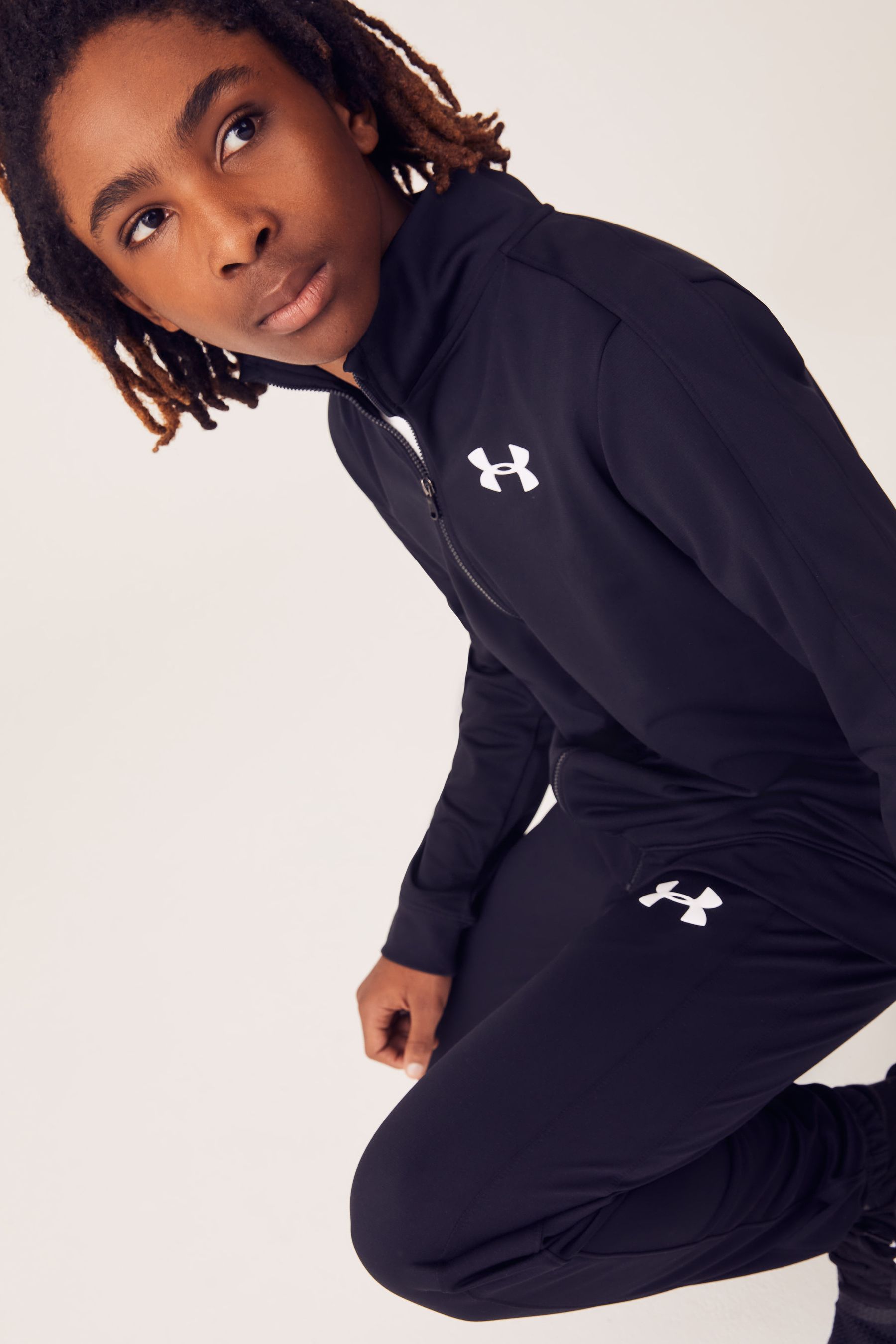 Under online armour boys