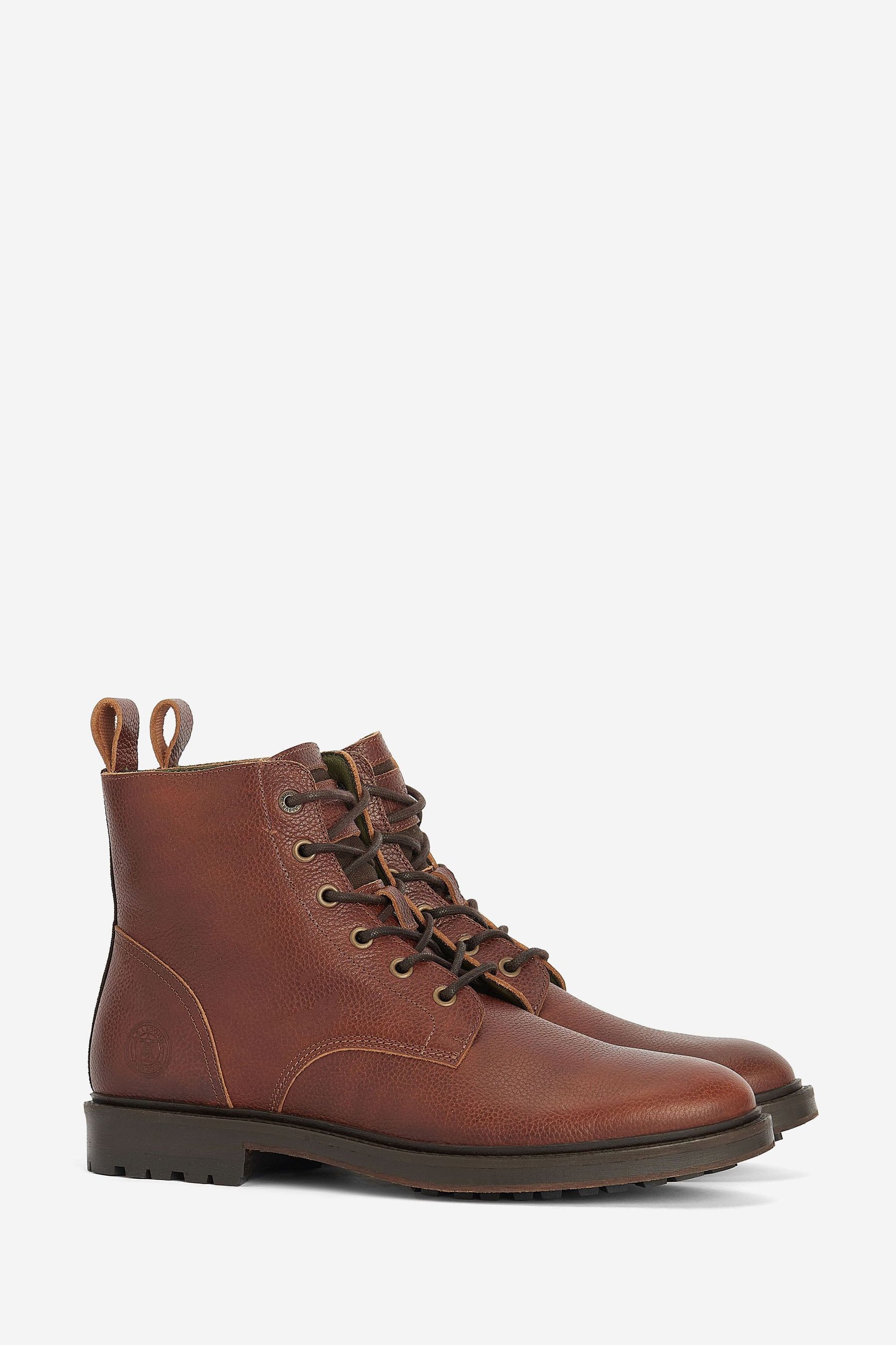 Buy Barbour Chesnut Brown Chestnut Brown Heyford Derby Boots from