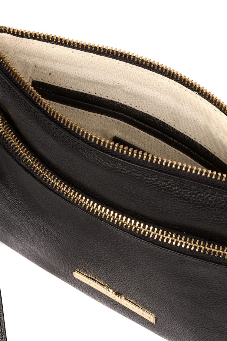 Pure Luxuries London Lytham Leather Cross-Body Clutch Bag - Image 5 of 5