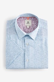 White/Light Blue Floral Textured Short Sleeve Shirt - Image 5 of 7