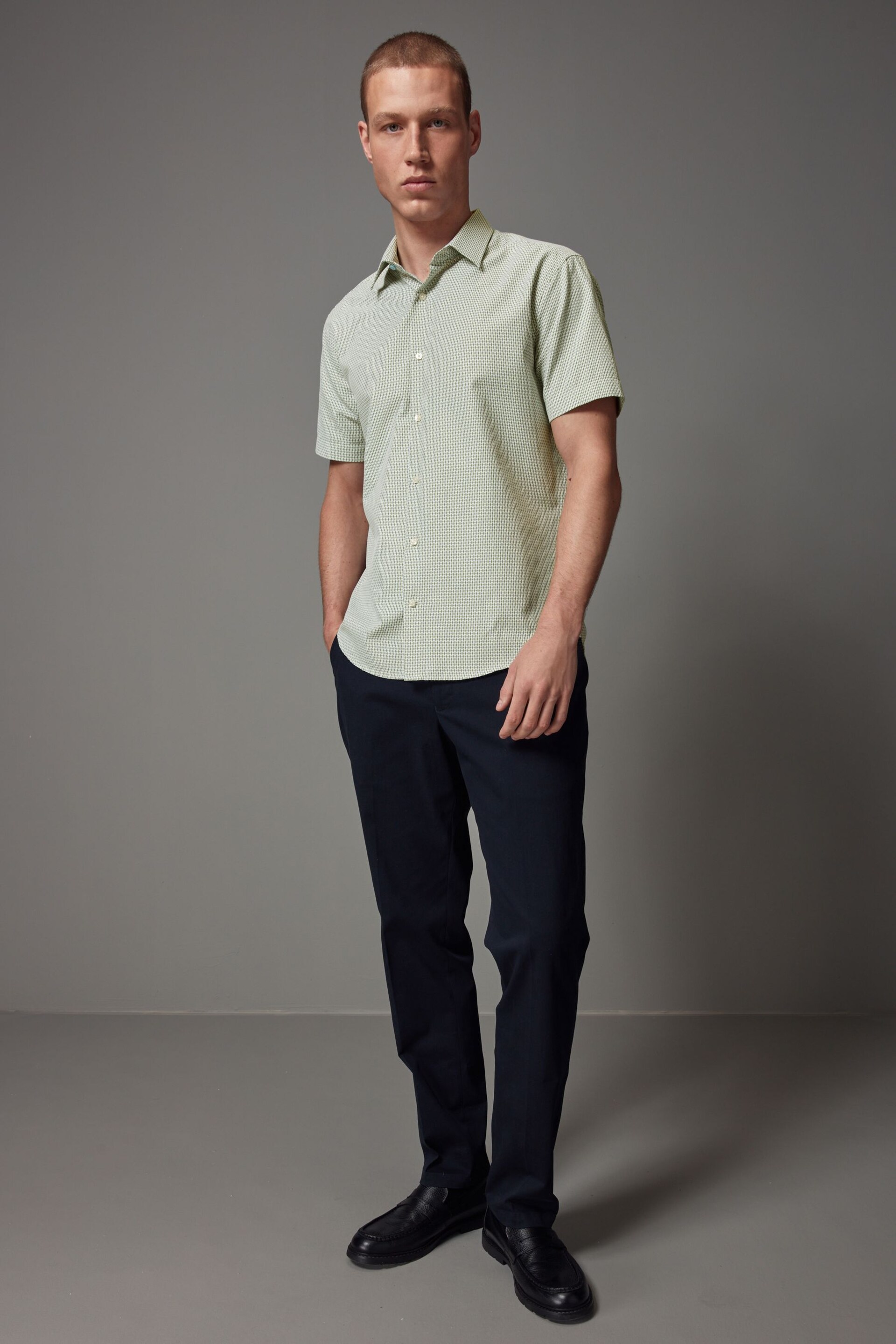 White/Green Textured Short Sleeve Shirt - Image 2 of 8