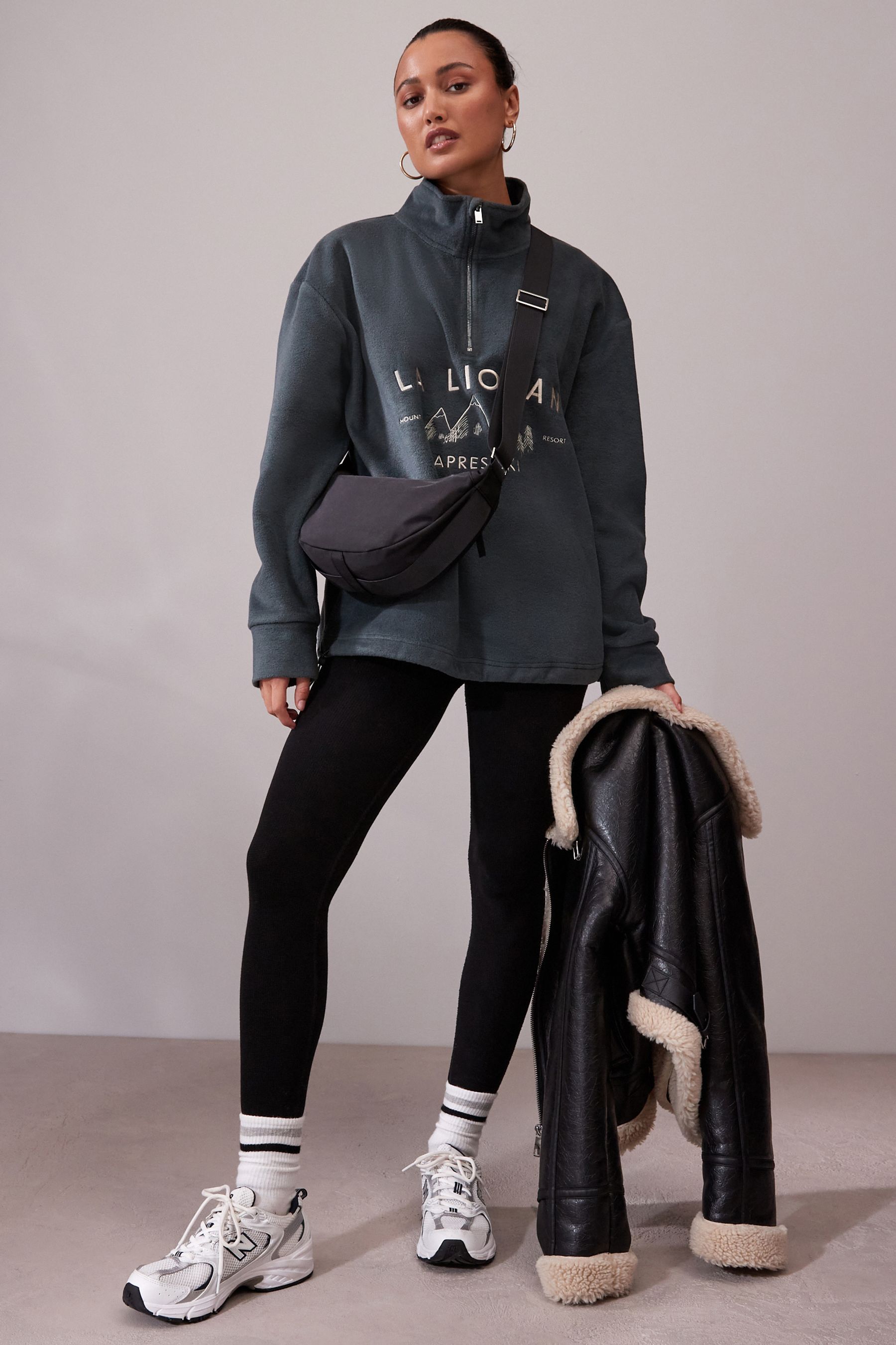 Sling bag for women black deals