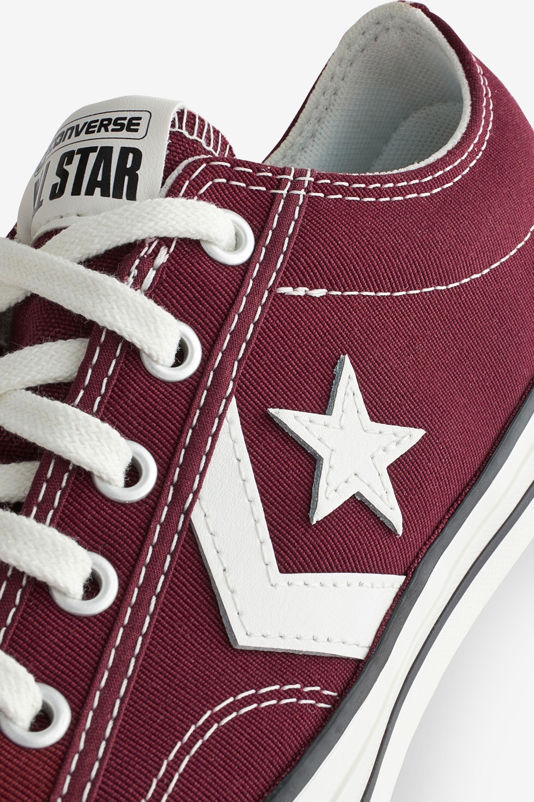 Burgundy converse best sale youth