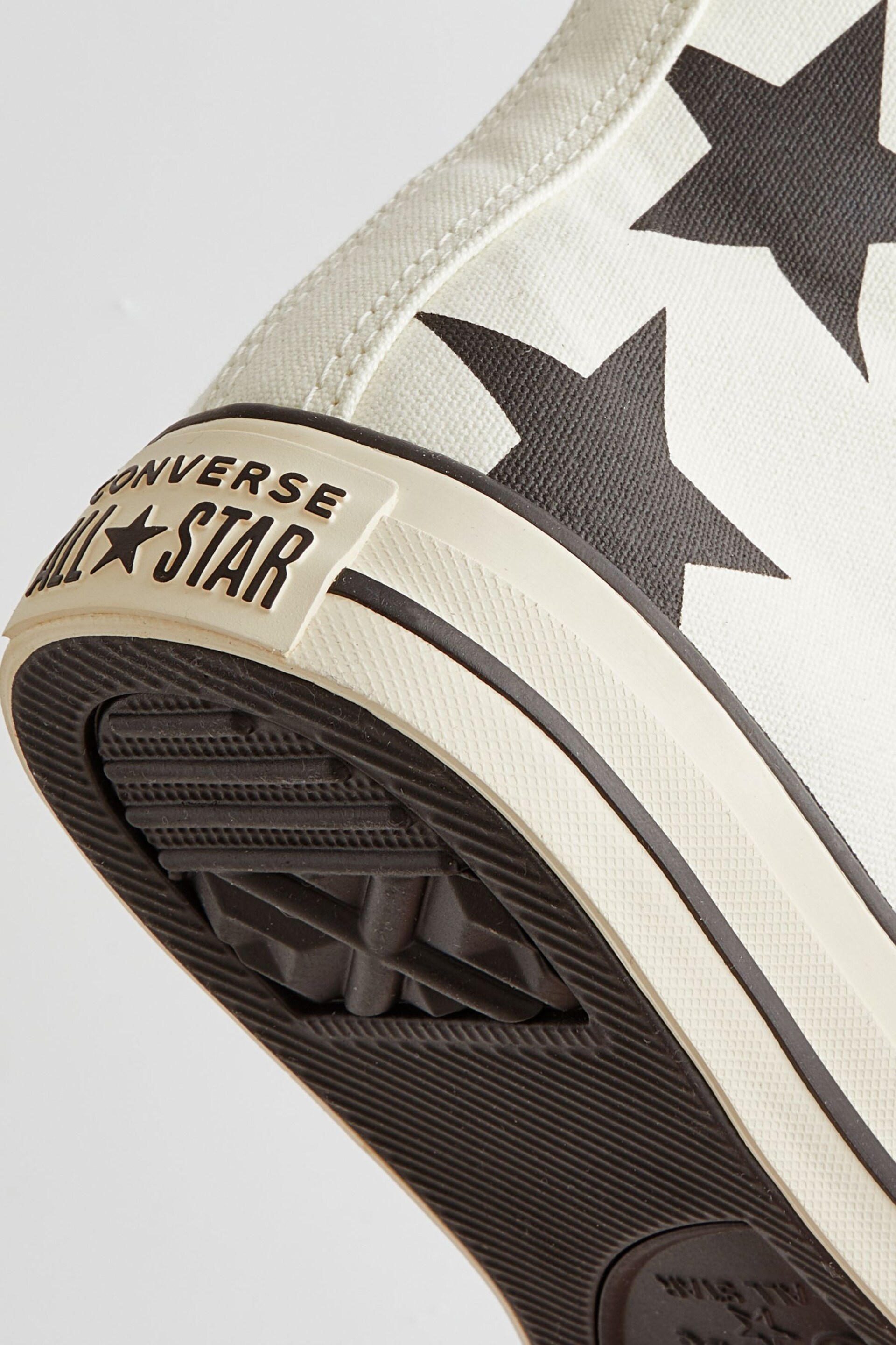 Converse White/Black Chuck Taylor All Star Lift Star Print Trainers - Image 7 of 9