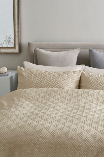 Natural Embossed Geometric Duvet Cover And Pillowcase Set