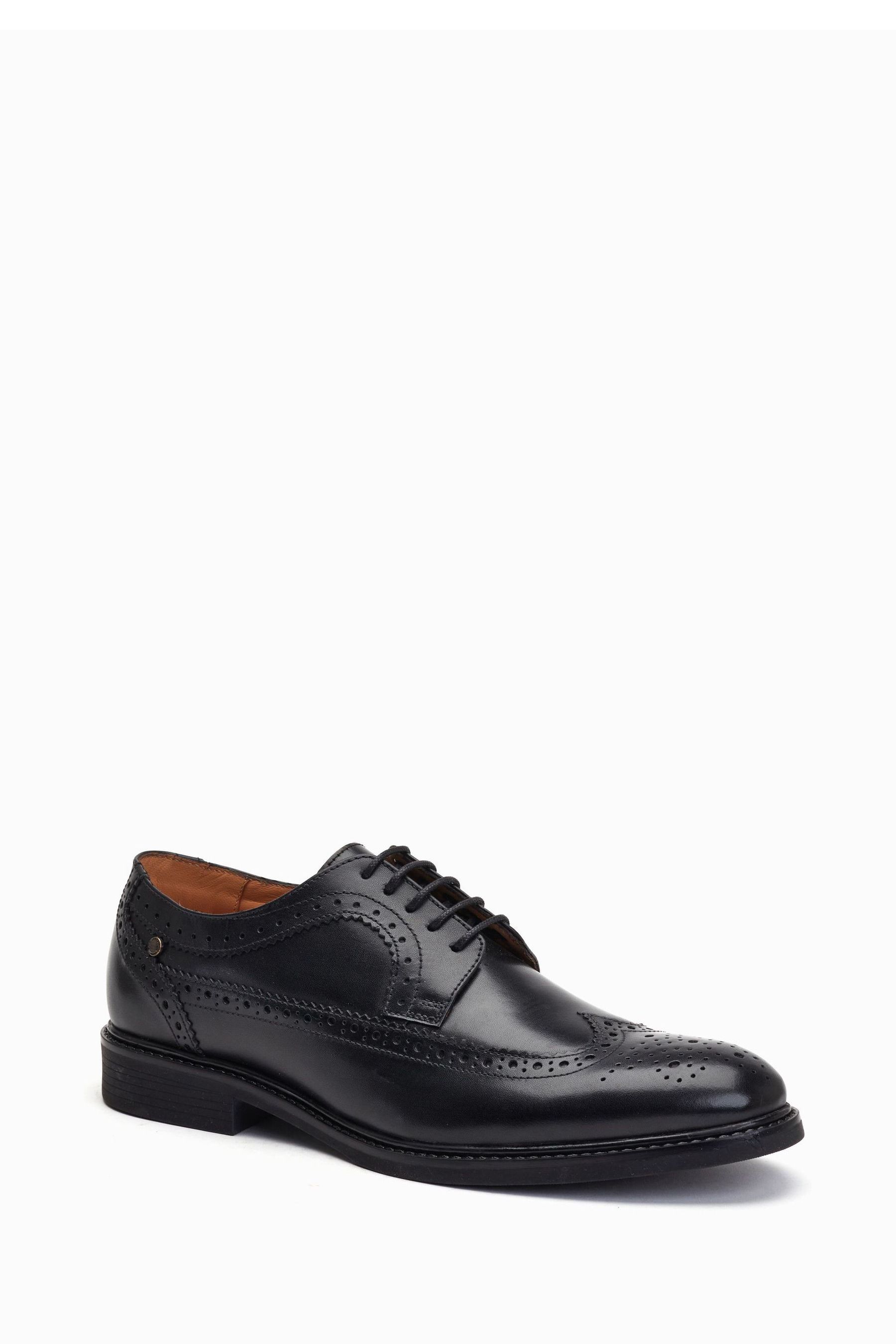 Castello shoes 2025