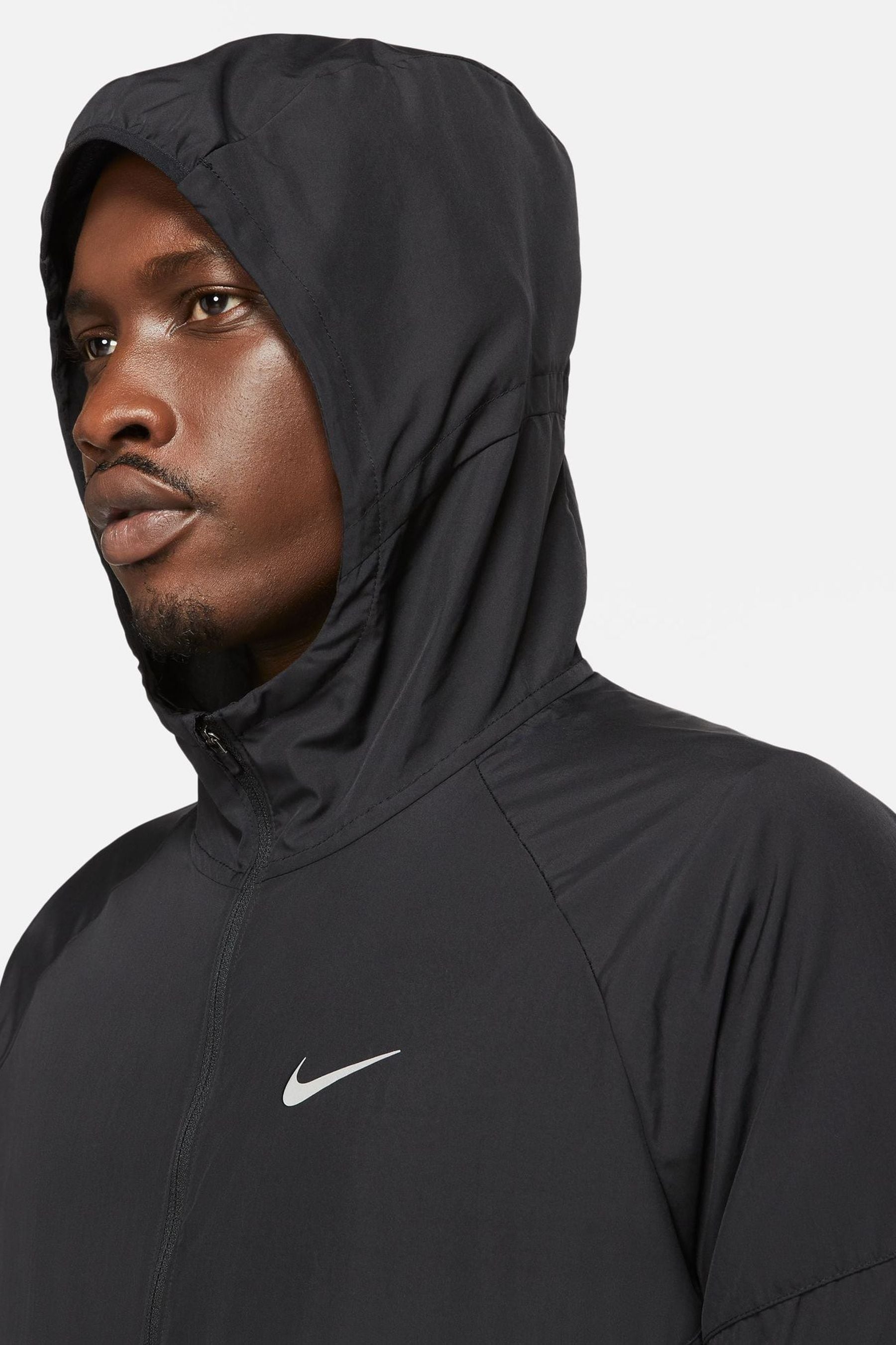 Essential men's sales running jacket