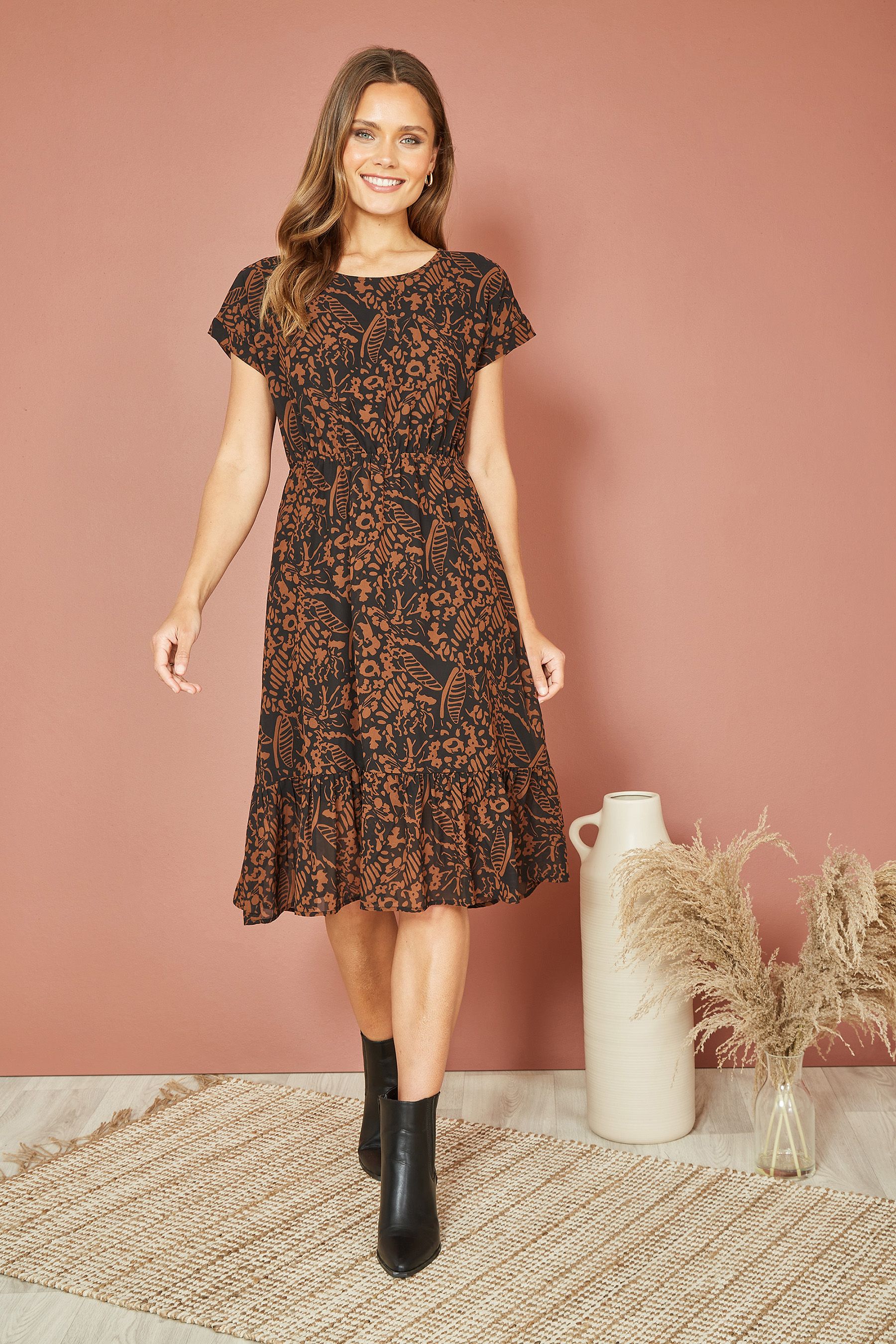 Mela curve dresses sales