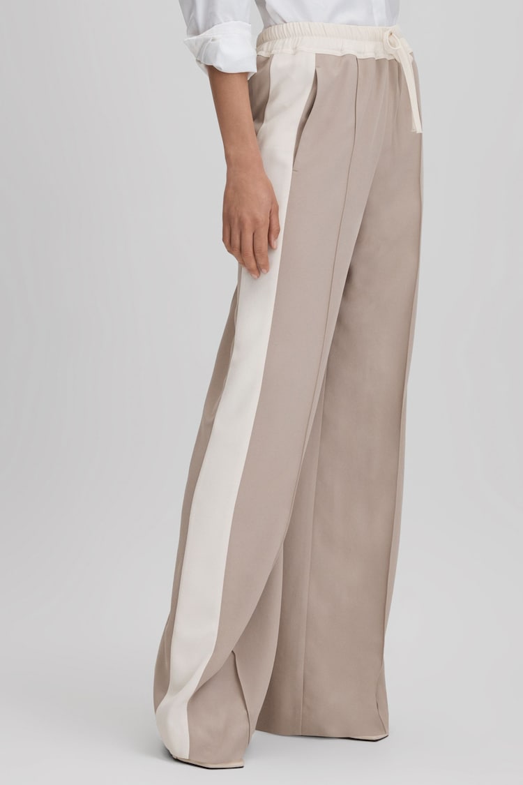 Reiss Mink Neutral May Wide Wide Leg Contrast Stripe Drawstring Trousers - Image 1 of 6