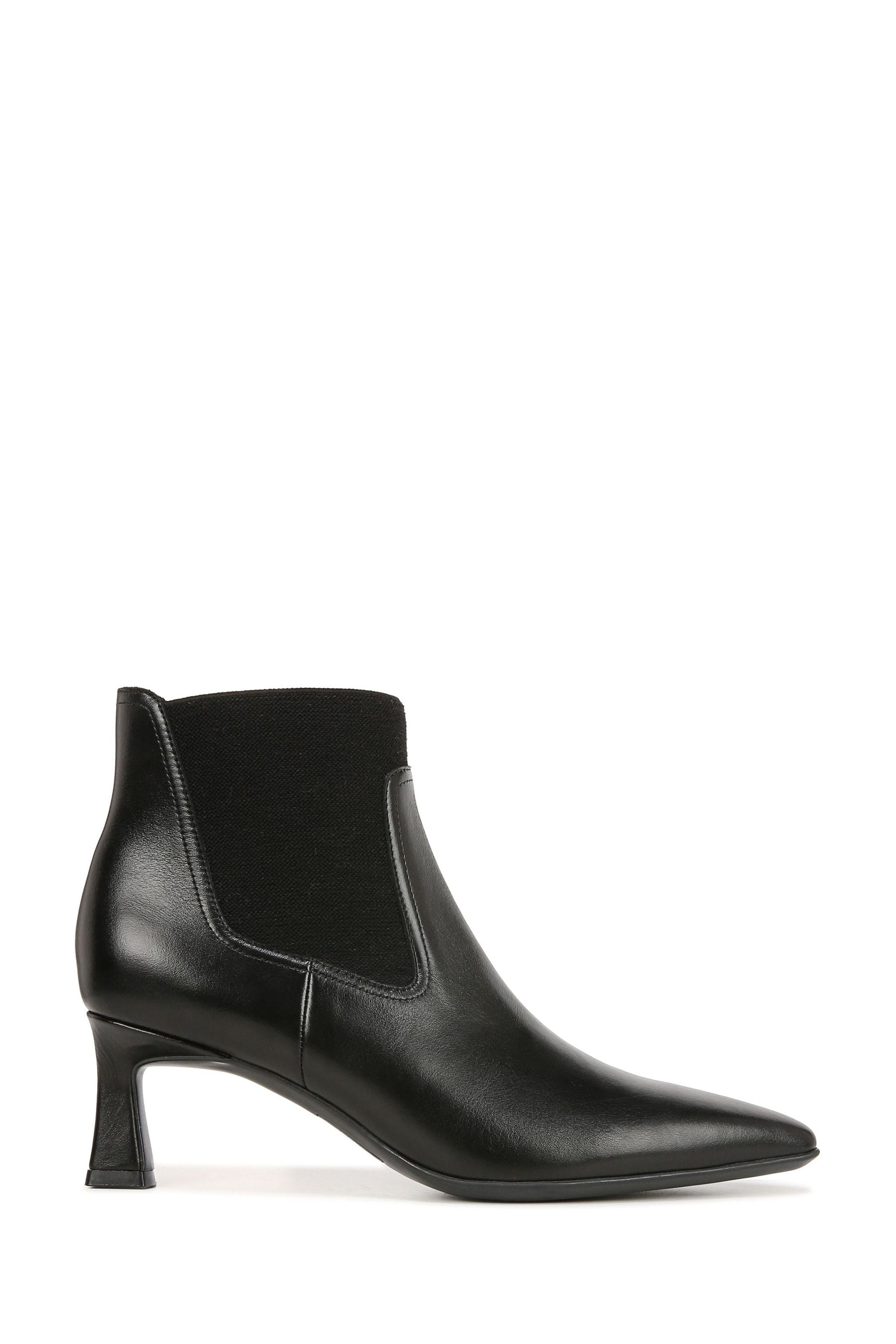 Naturalizer black ankle boots shop