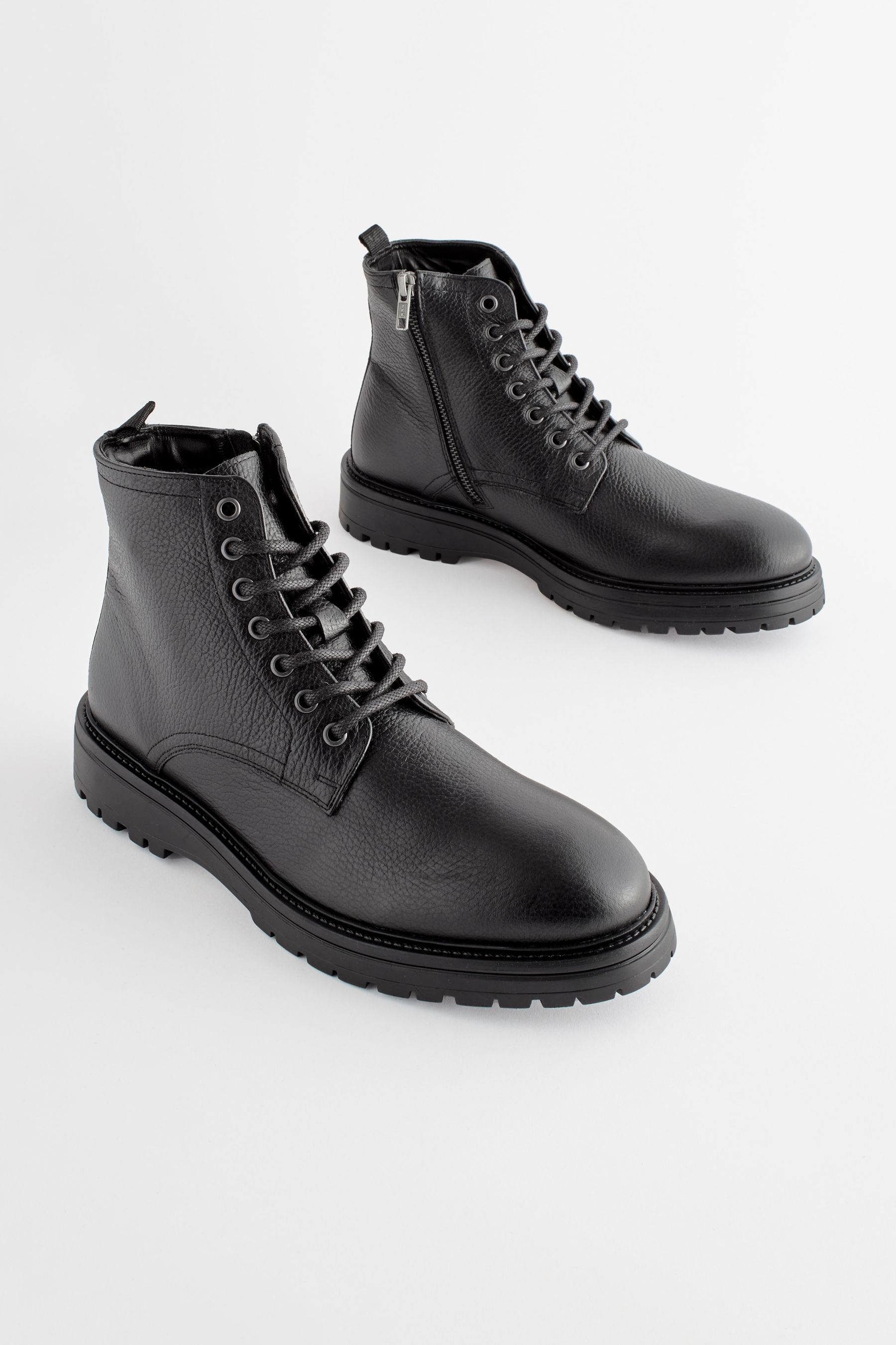 Chunky boots black new arrivals