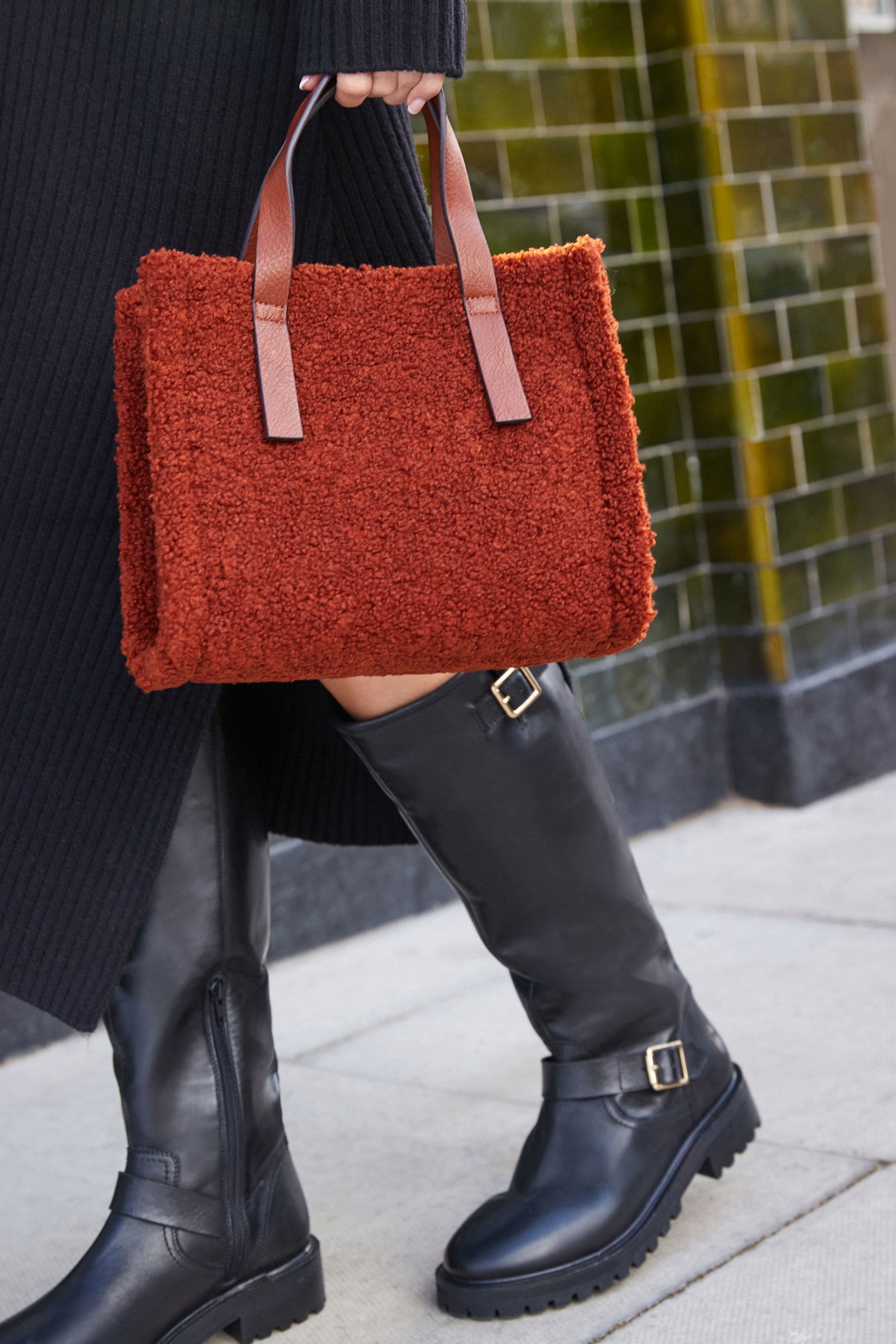 Next fur bag shop