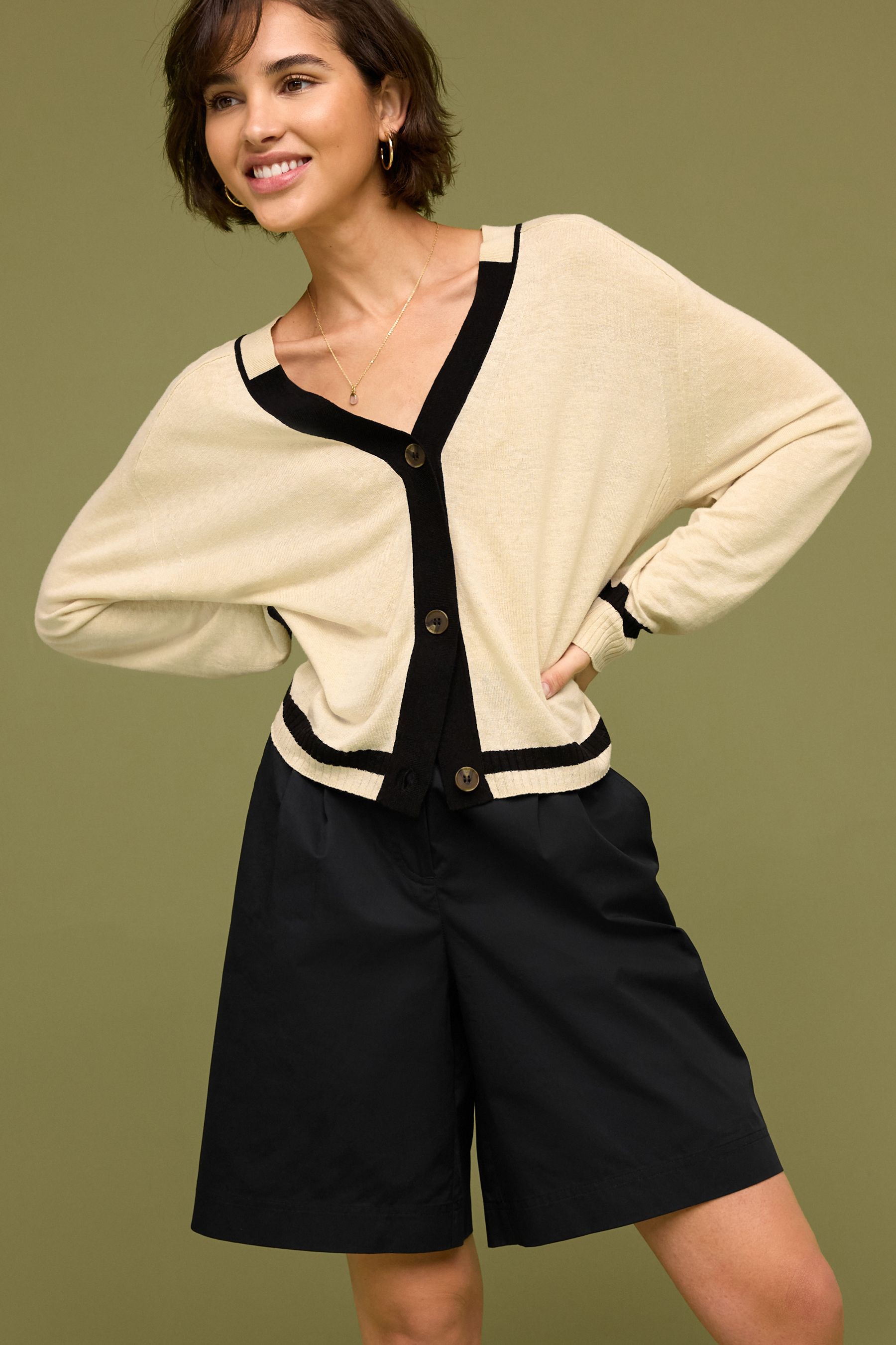 Black knee length shorts women's top