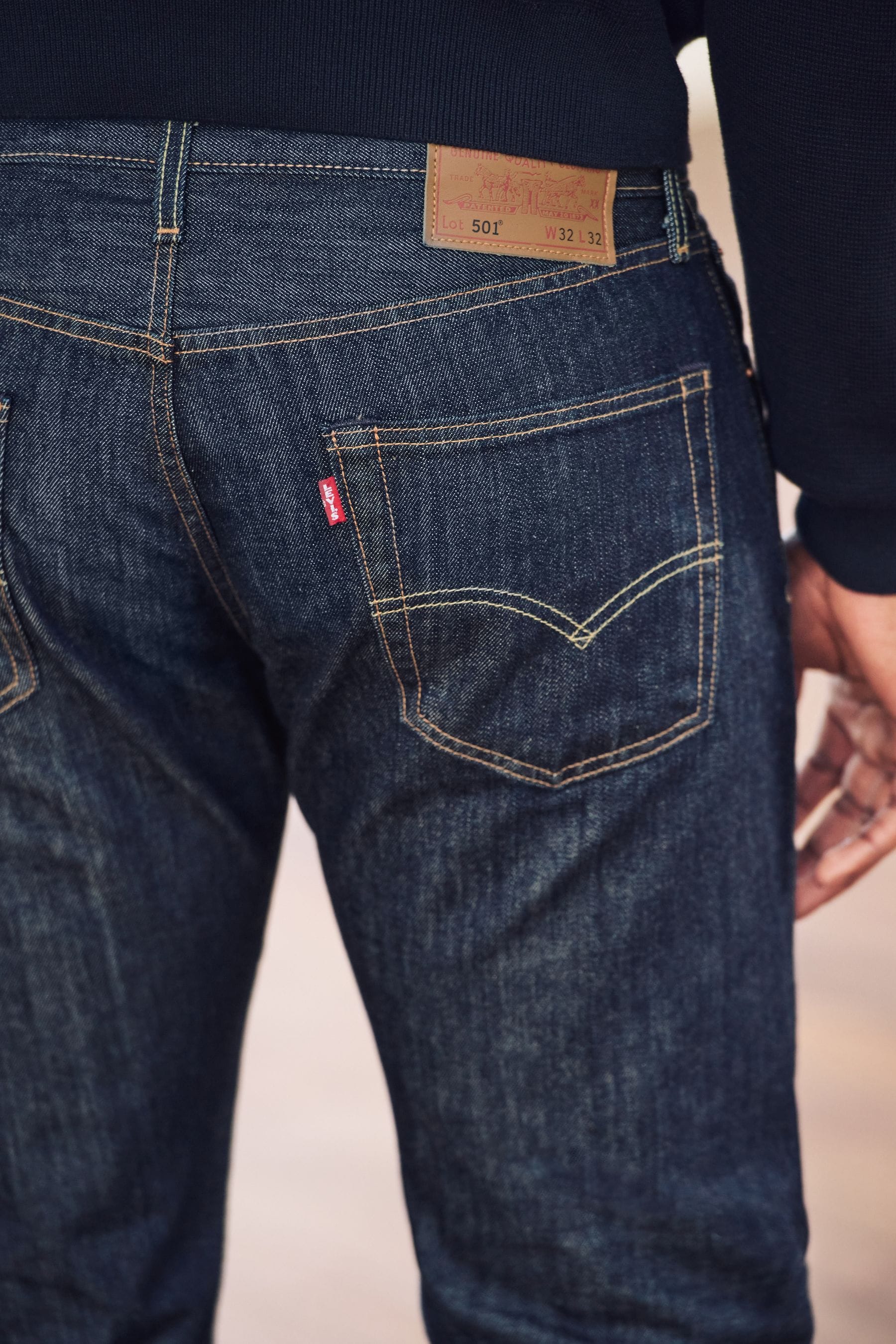 Levis 501 dancing sale in the dark