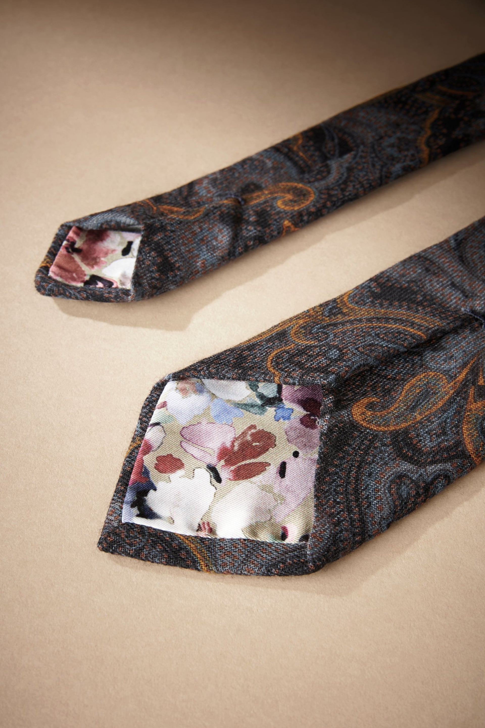 Grey Paisley Signature Made In Italy Silk Wool Blend Tie - Image 3 of 3