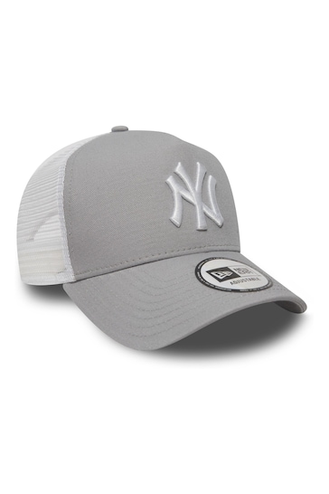 New Era® New York Yankees Clean A-Frame Trucker Cap