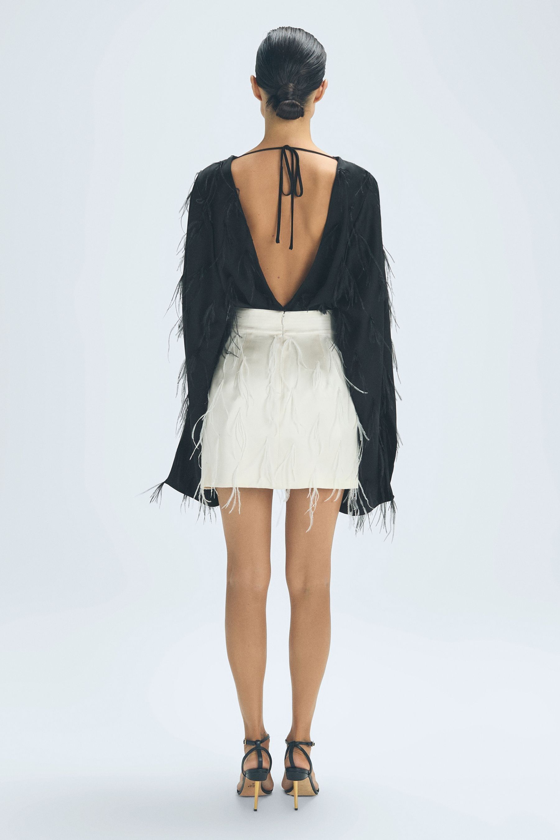 Feather skirt cream shop
