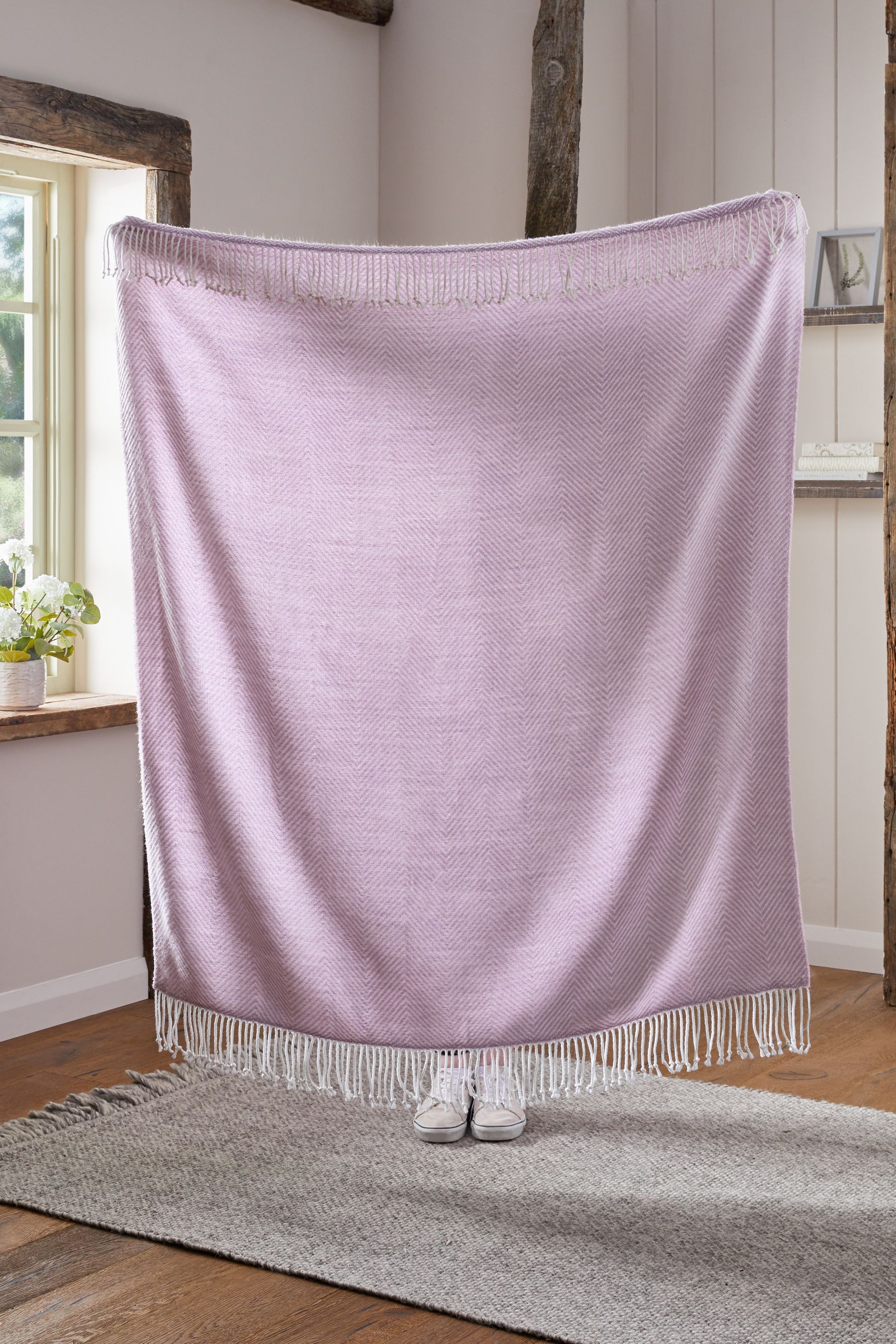 Lilac throw shop