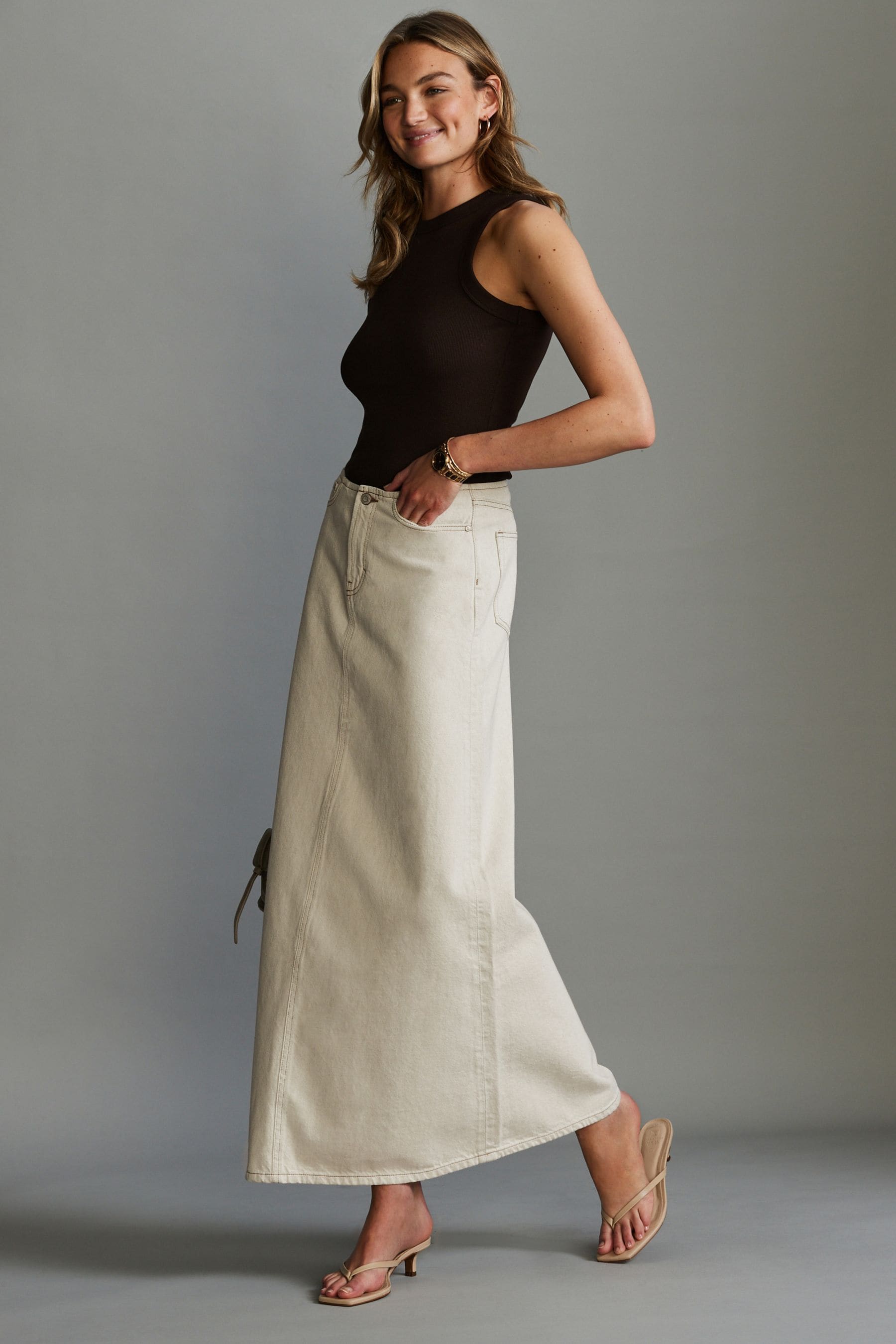 Beige denim skirt store