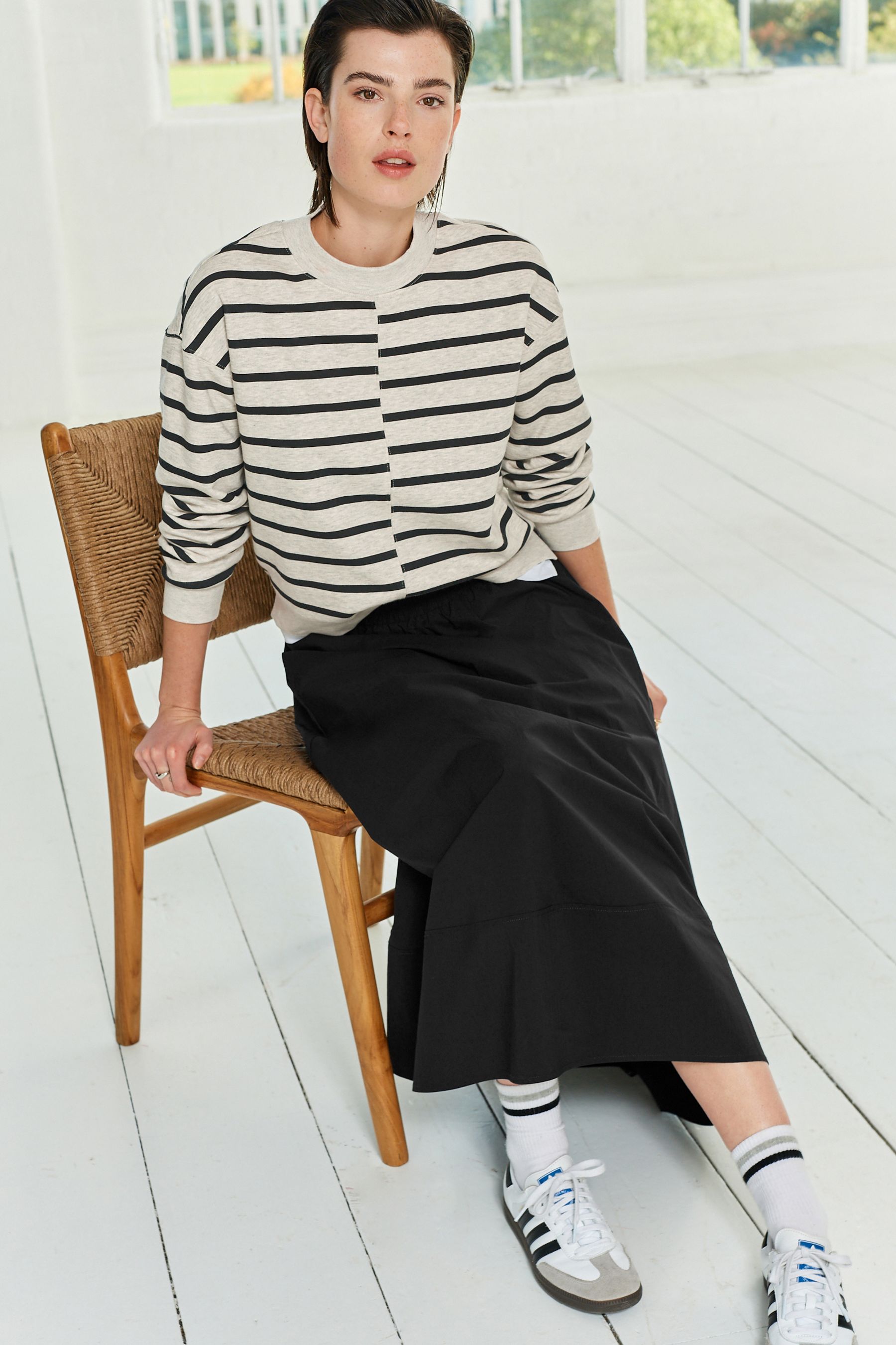 Black skirt 7 outlet
