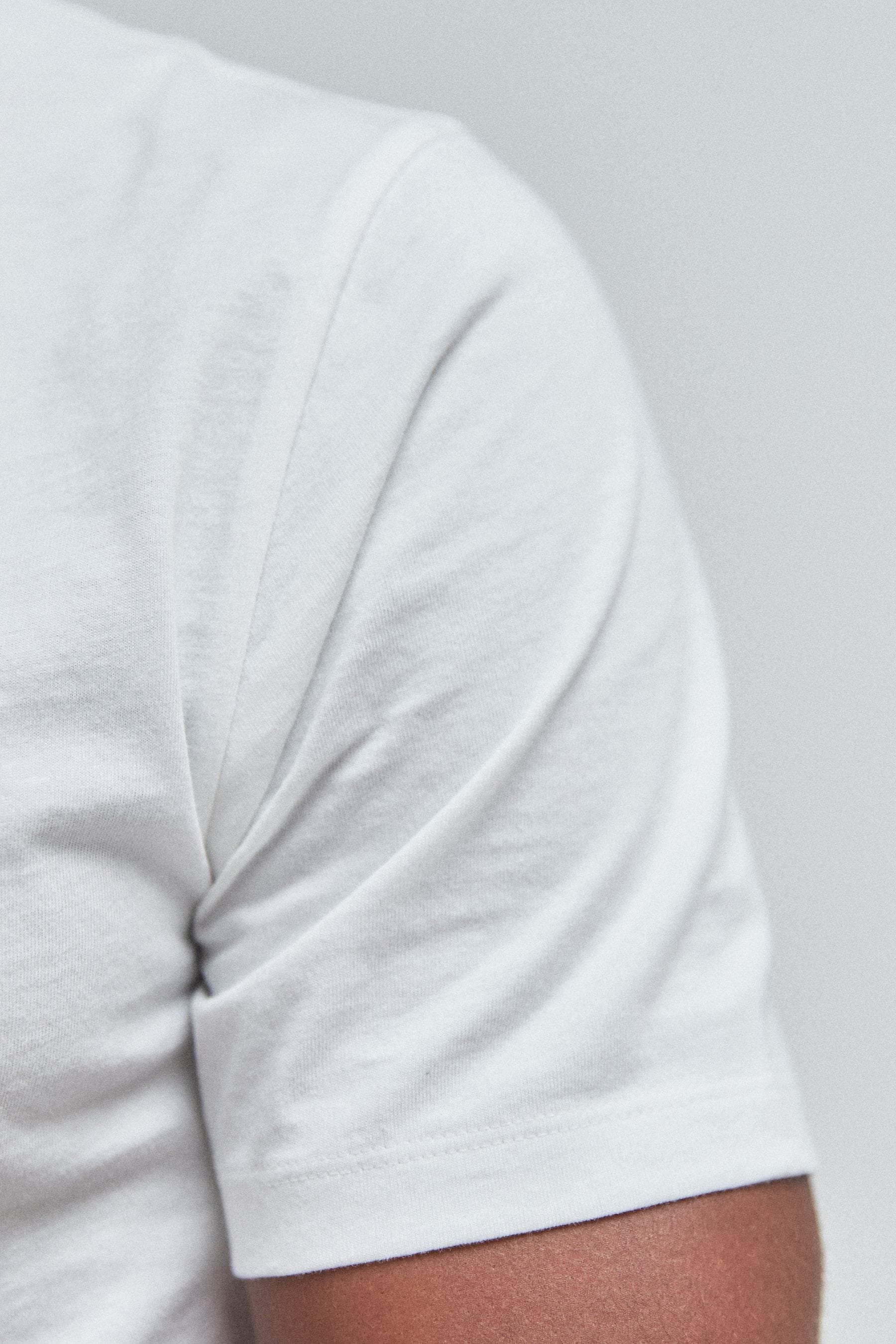 White stag clothes online store