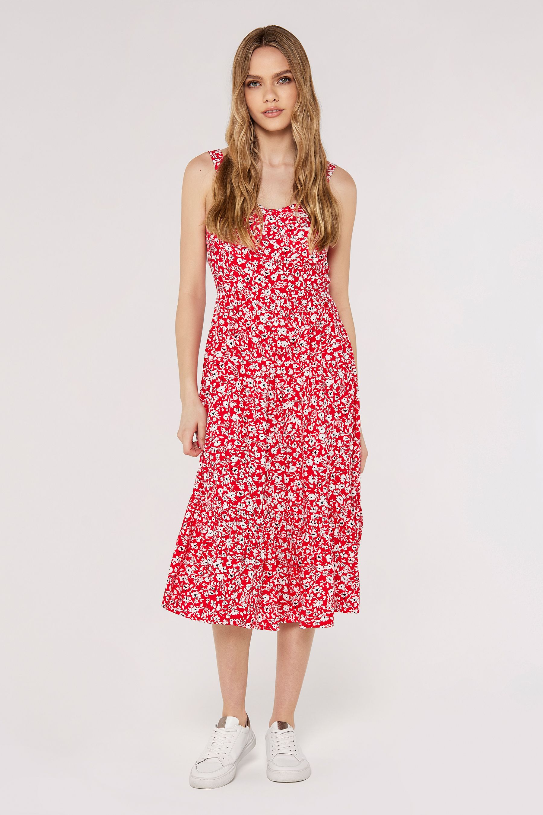 Apricot best sale red dress