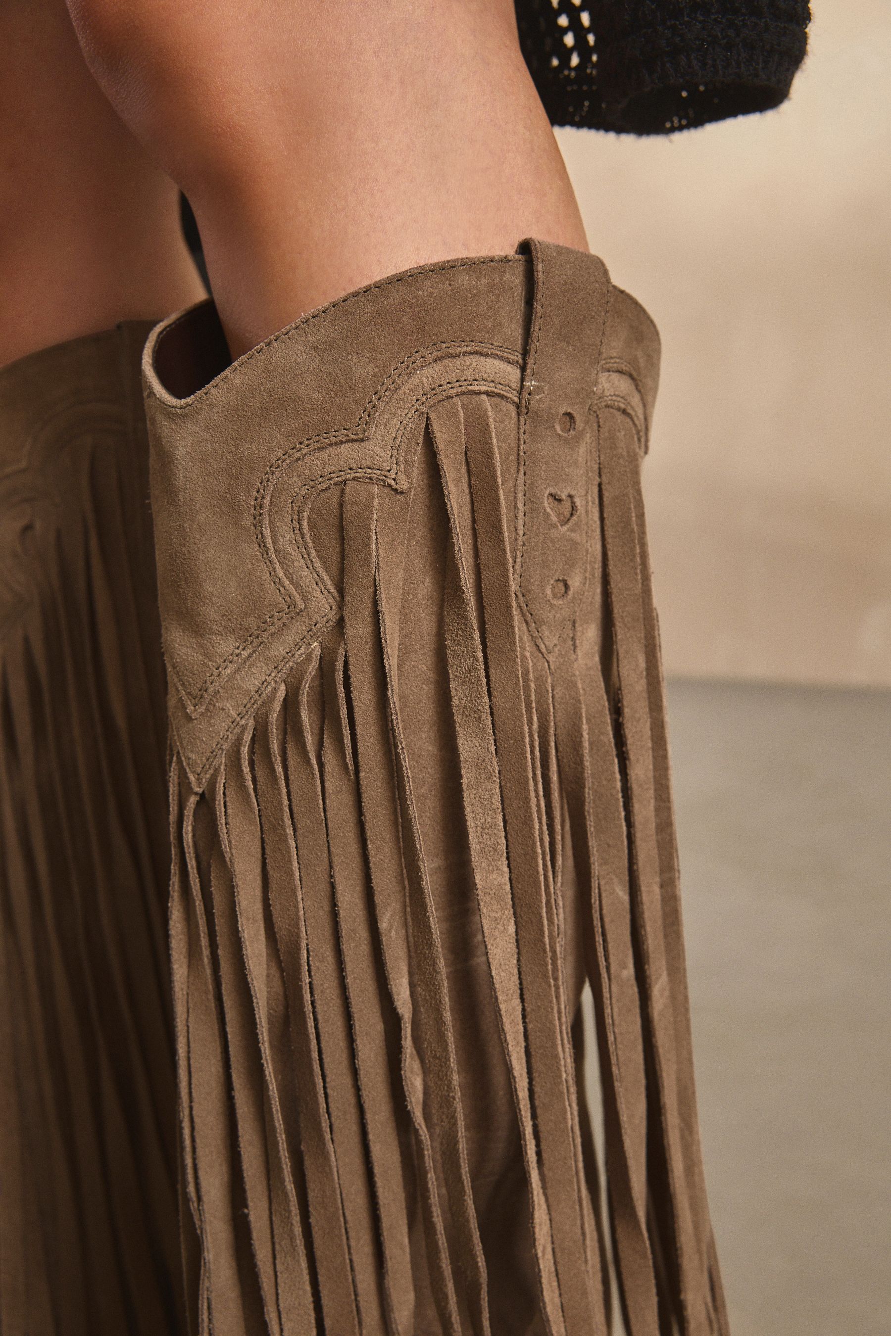 Fringed cowboy boots uk online