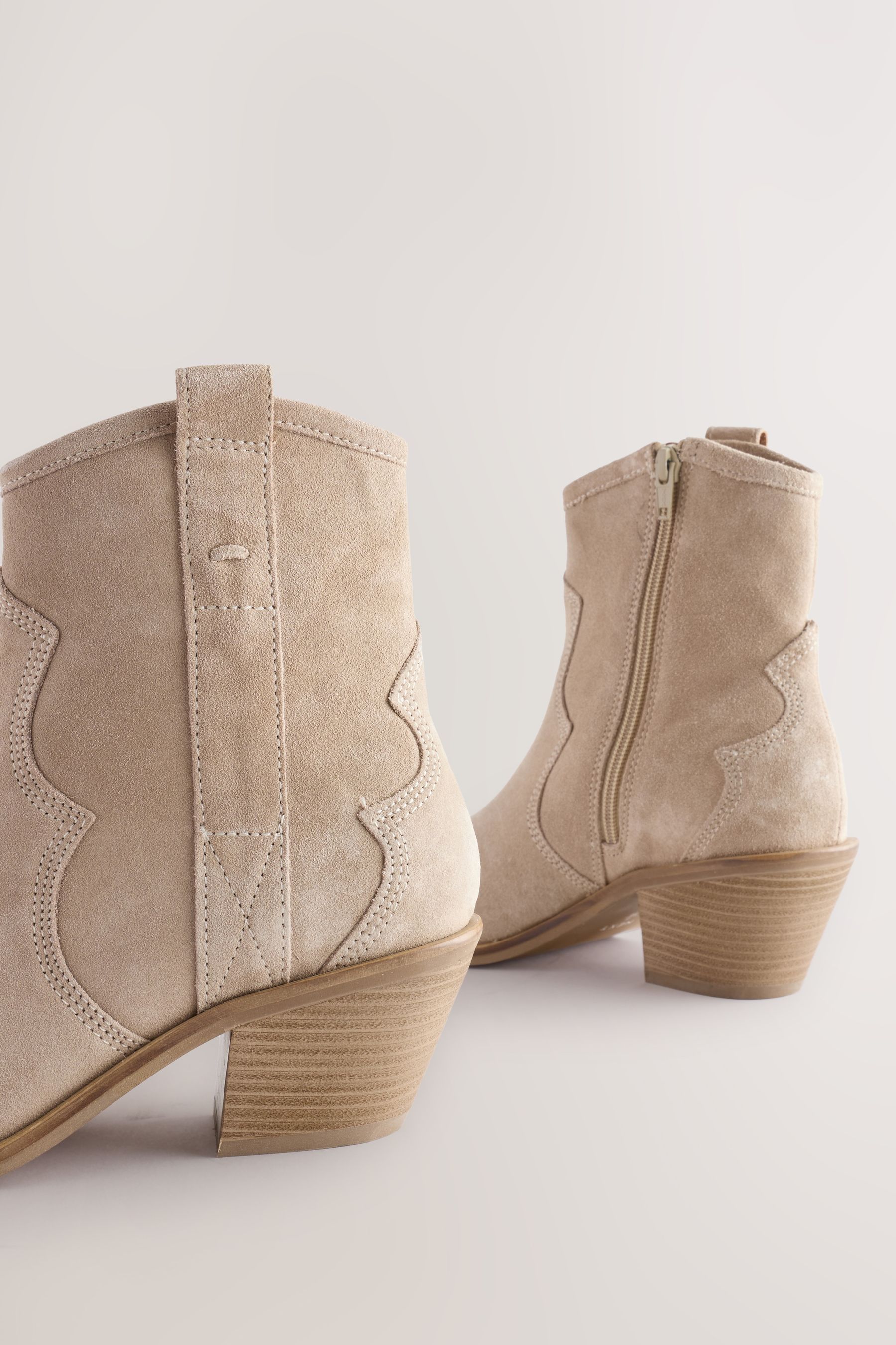 Smart fit cowboy boots hotsell