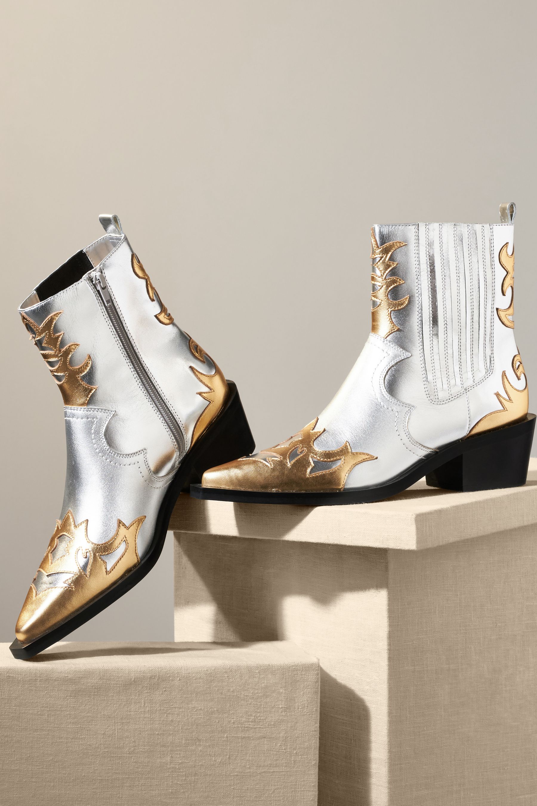 White and gold cowboy boots sales