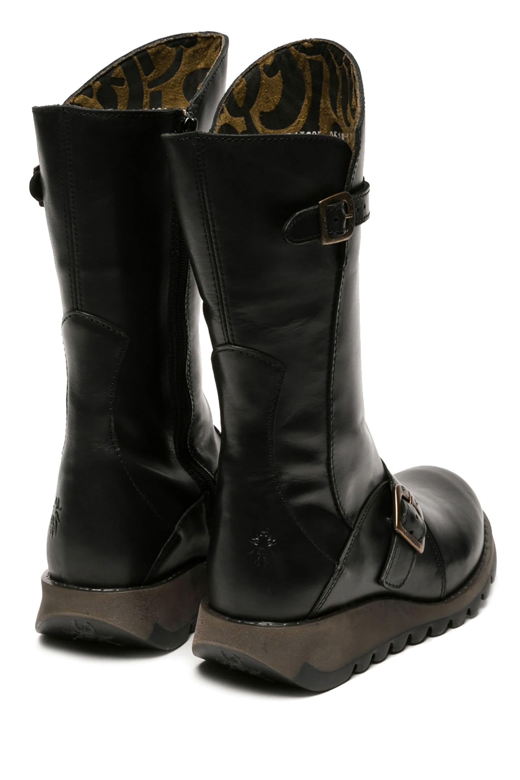 Black fly boots size 7 top