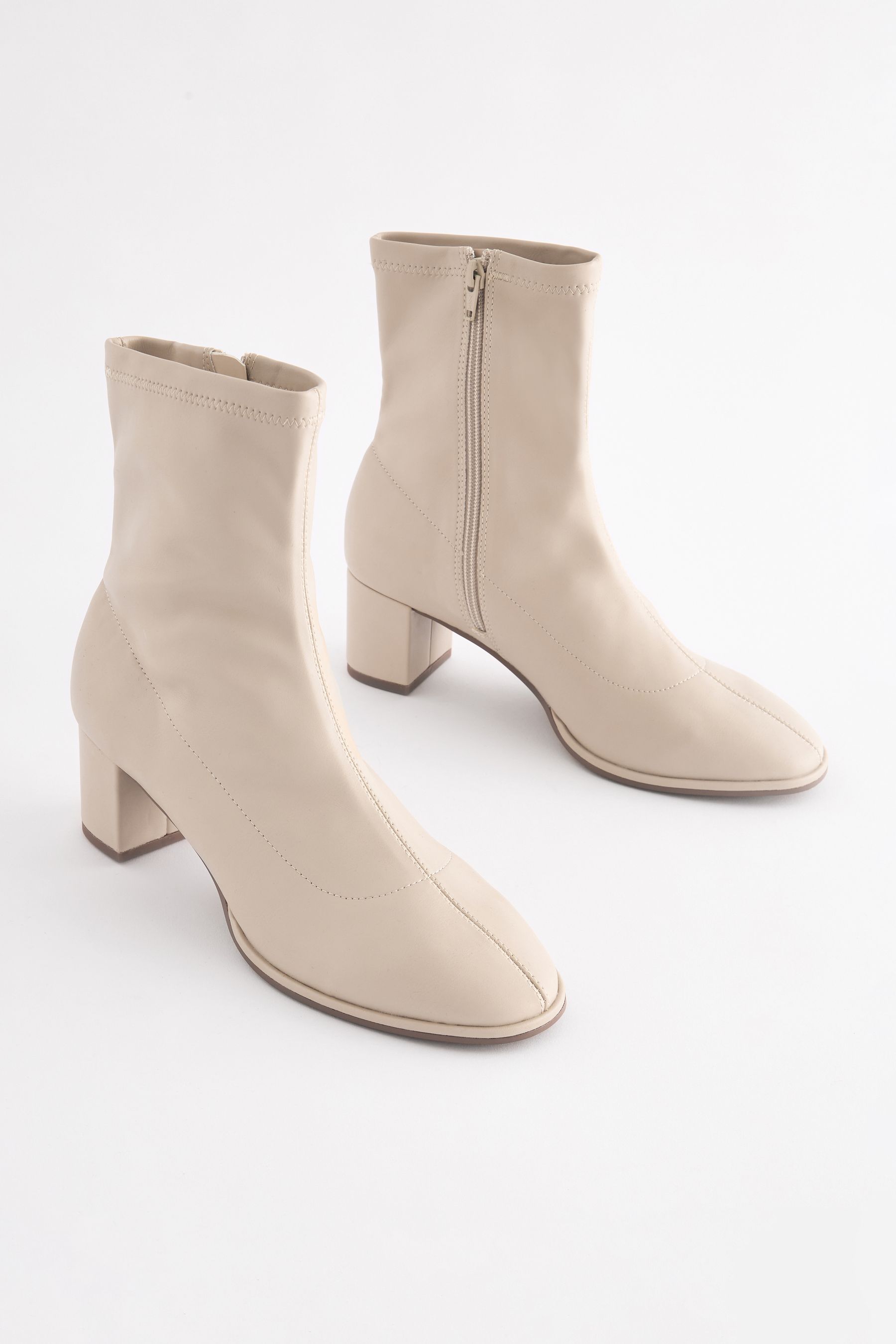 Elle block heel boot bone hotsell