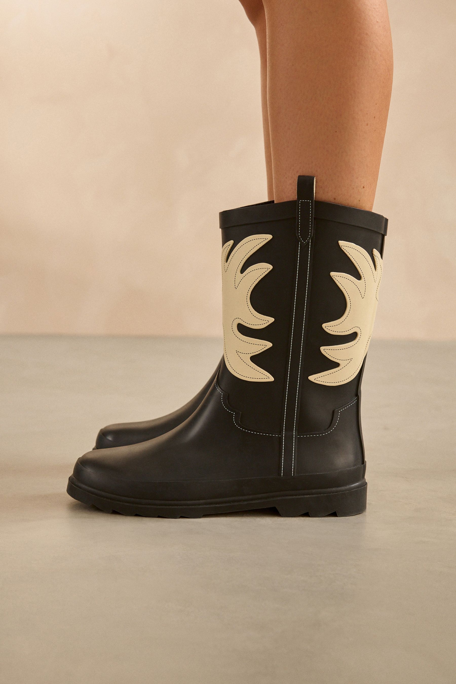 Black and white wellies new arrivals