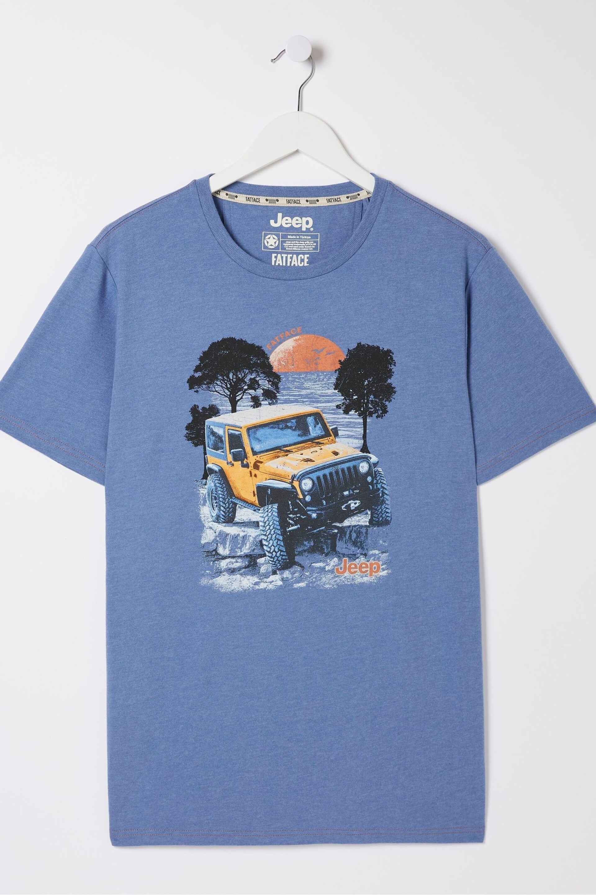 FatFace Blue Jeep Photo T-Shirt - Image 4 of 4