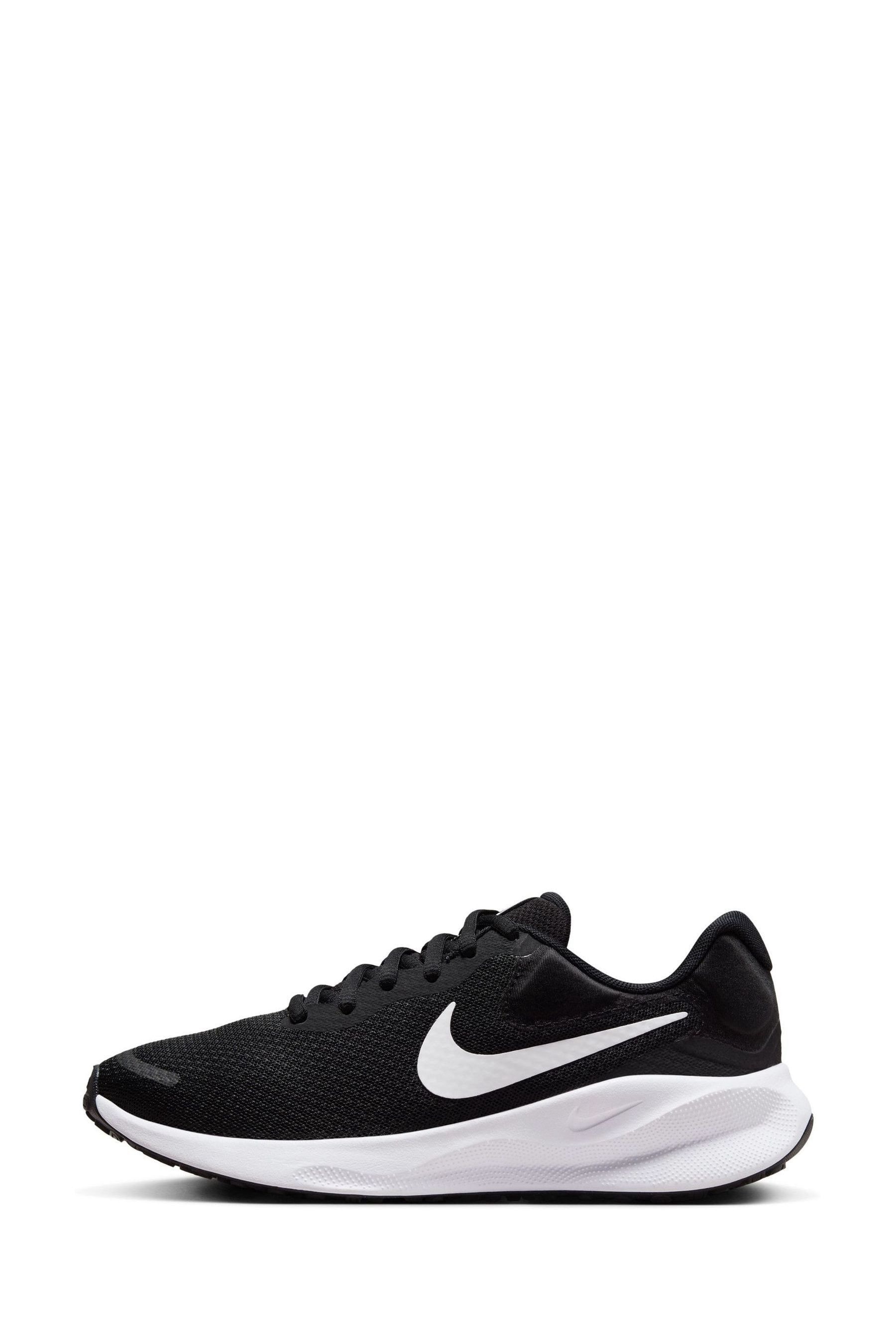 Black and white nikes running shoes shop