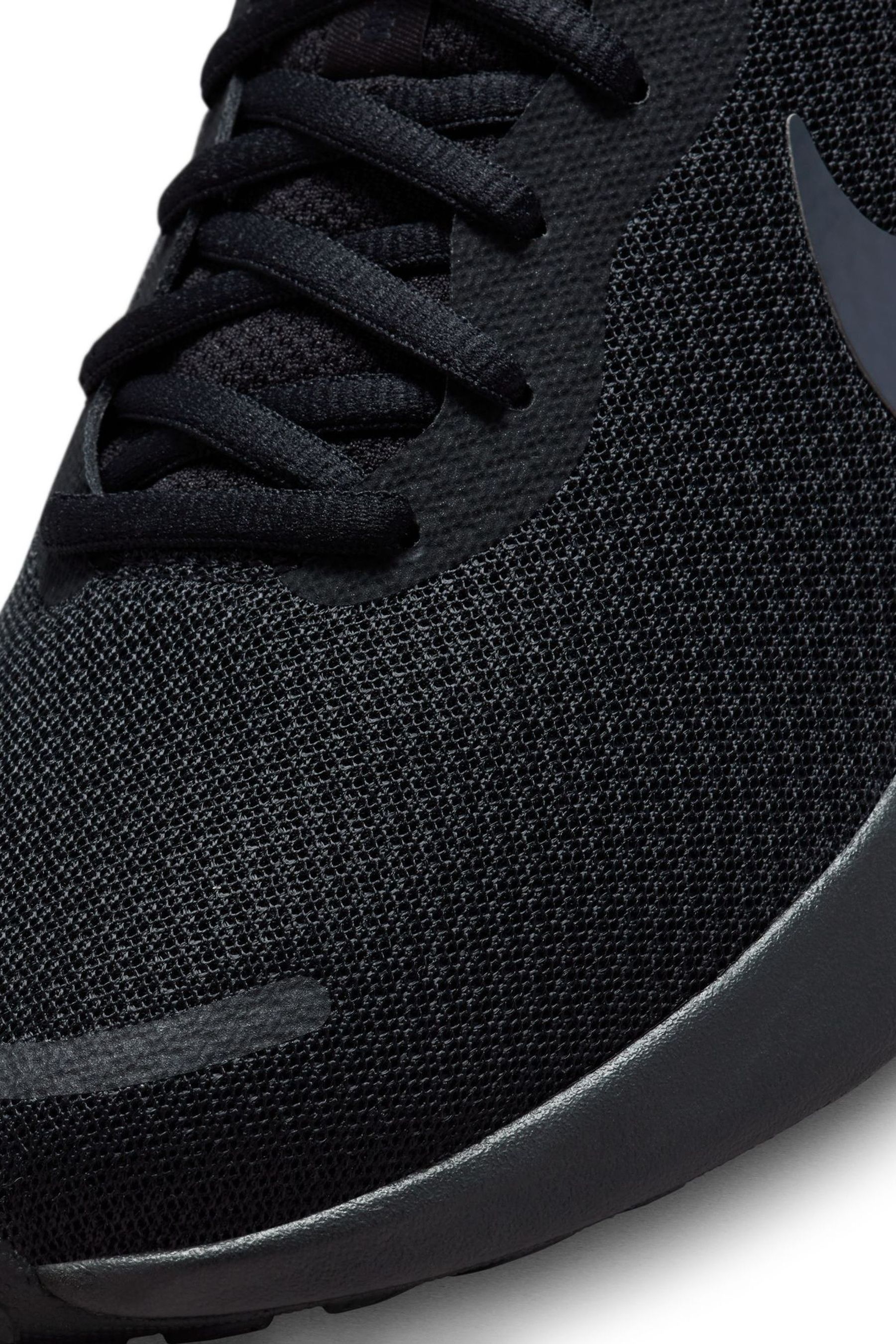 All black nike running trainers discount
