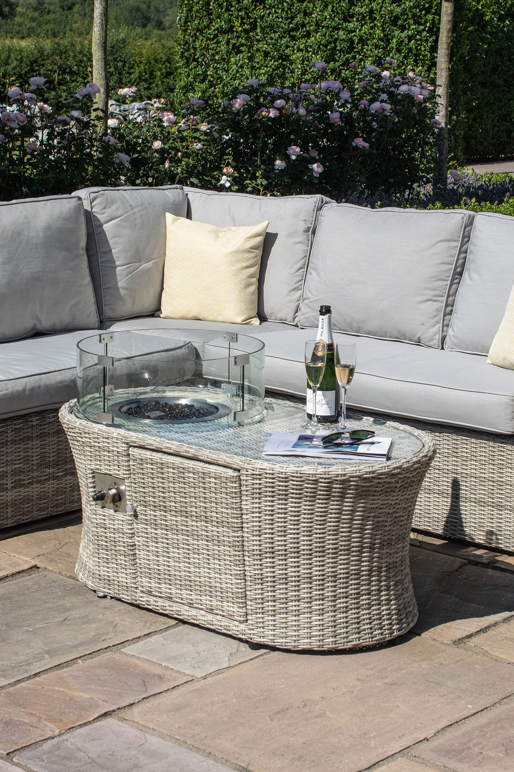Maze rattan oxford small deals corner sofa set