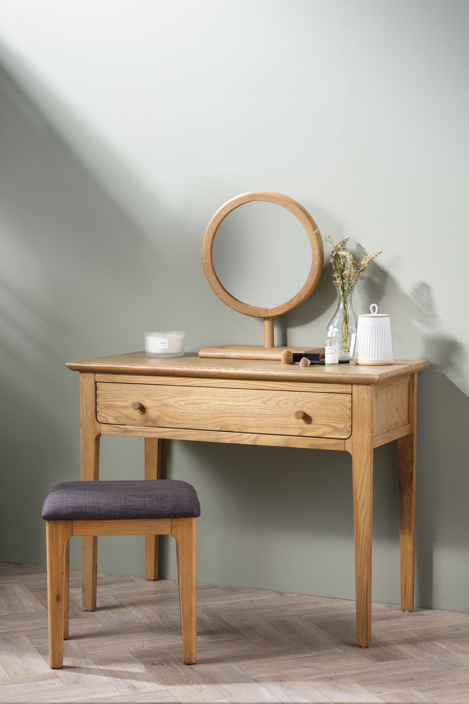 Barker and stonehouse dressing hot sale table