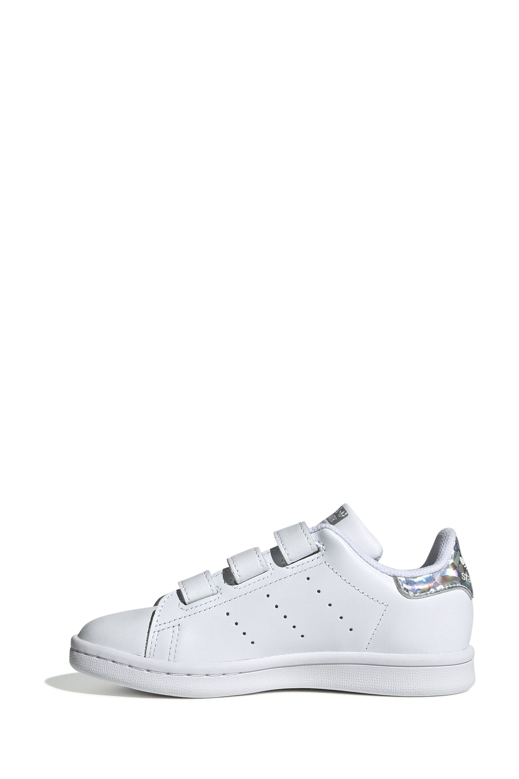 Adidas originals junior stan smith hot sale trainer iridescent white  silver