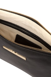 Pure Luxuries London Arlesey Leather Clutch Bag - Image 3 of 4