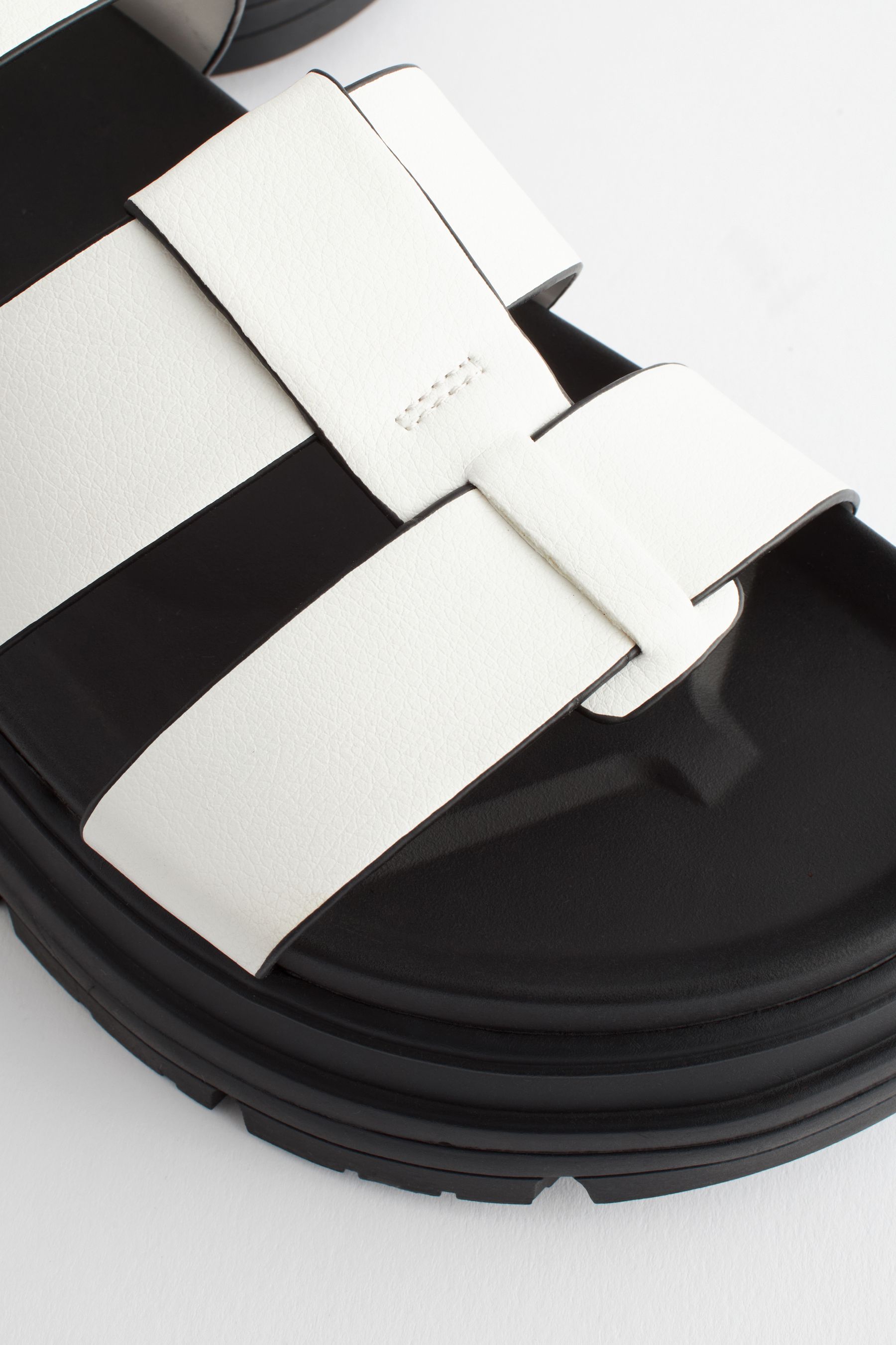 Chunky platform sandals 9s on sale
