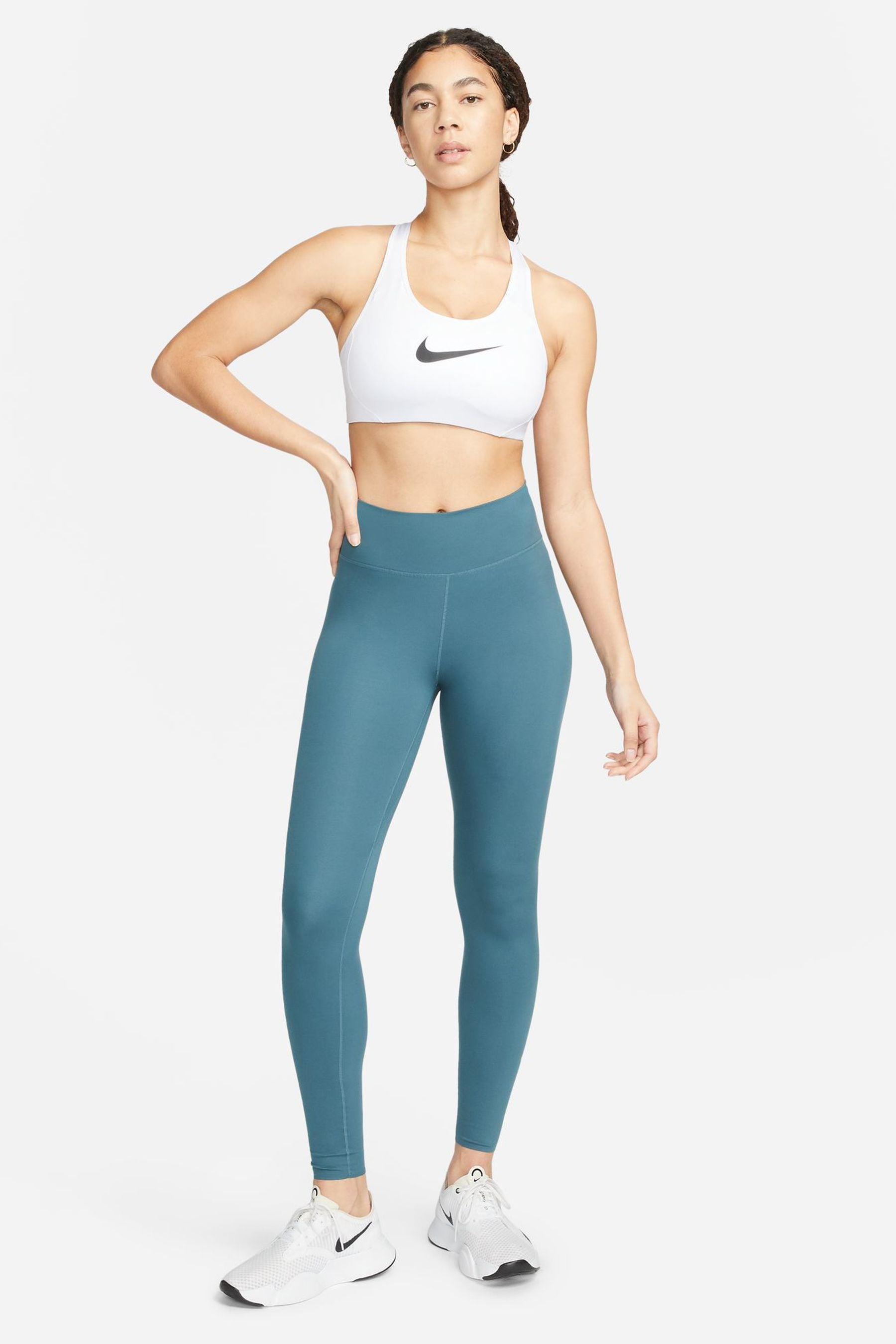 Nike victory shape bra high support hot sale