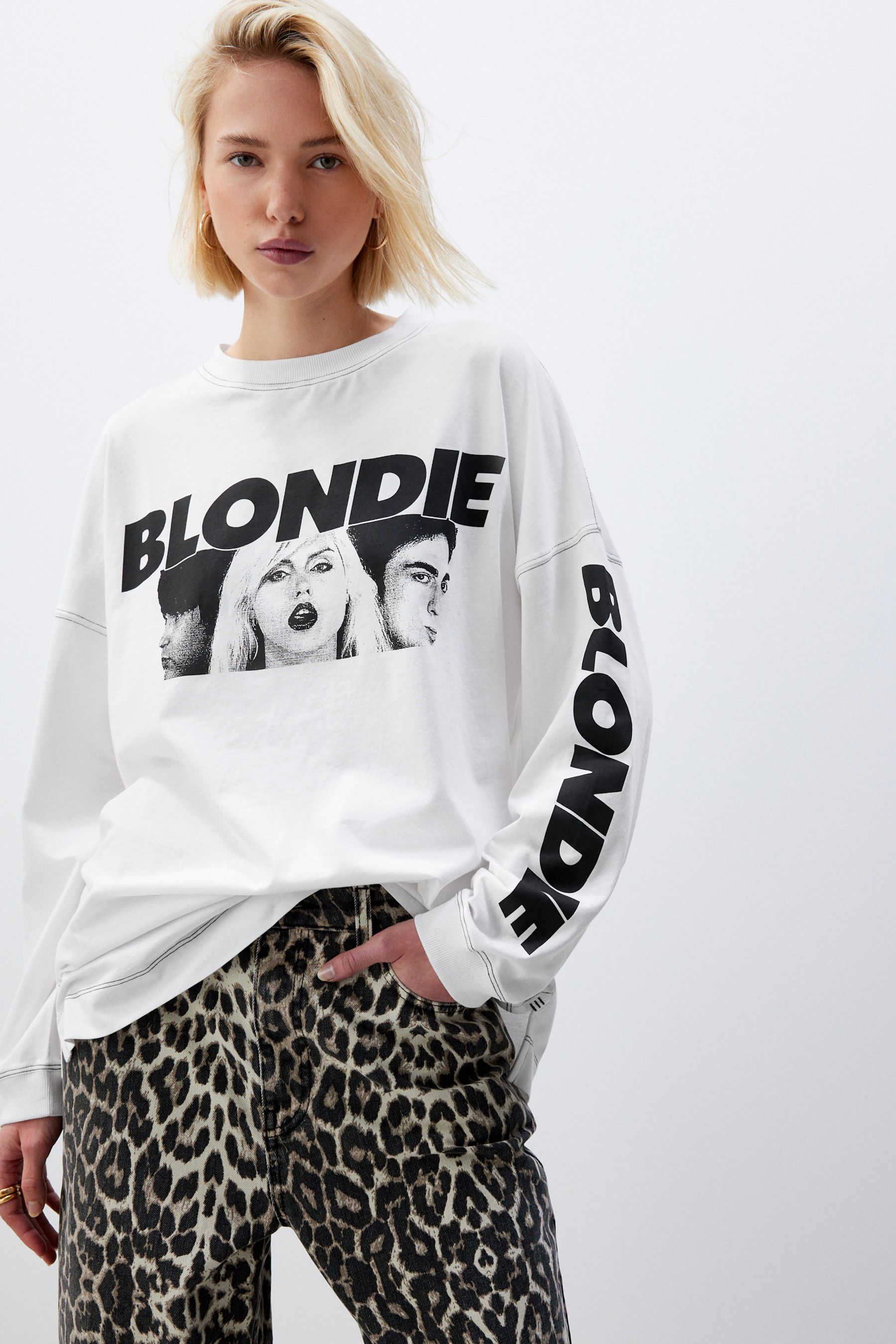 Graphic band sweatshirt 2025
