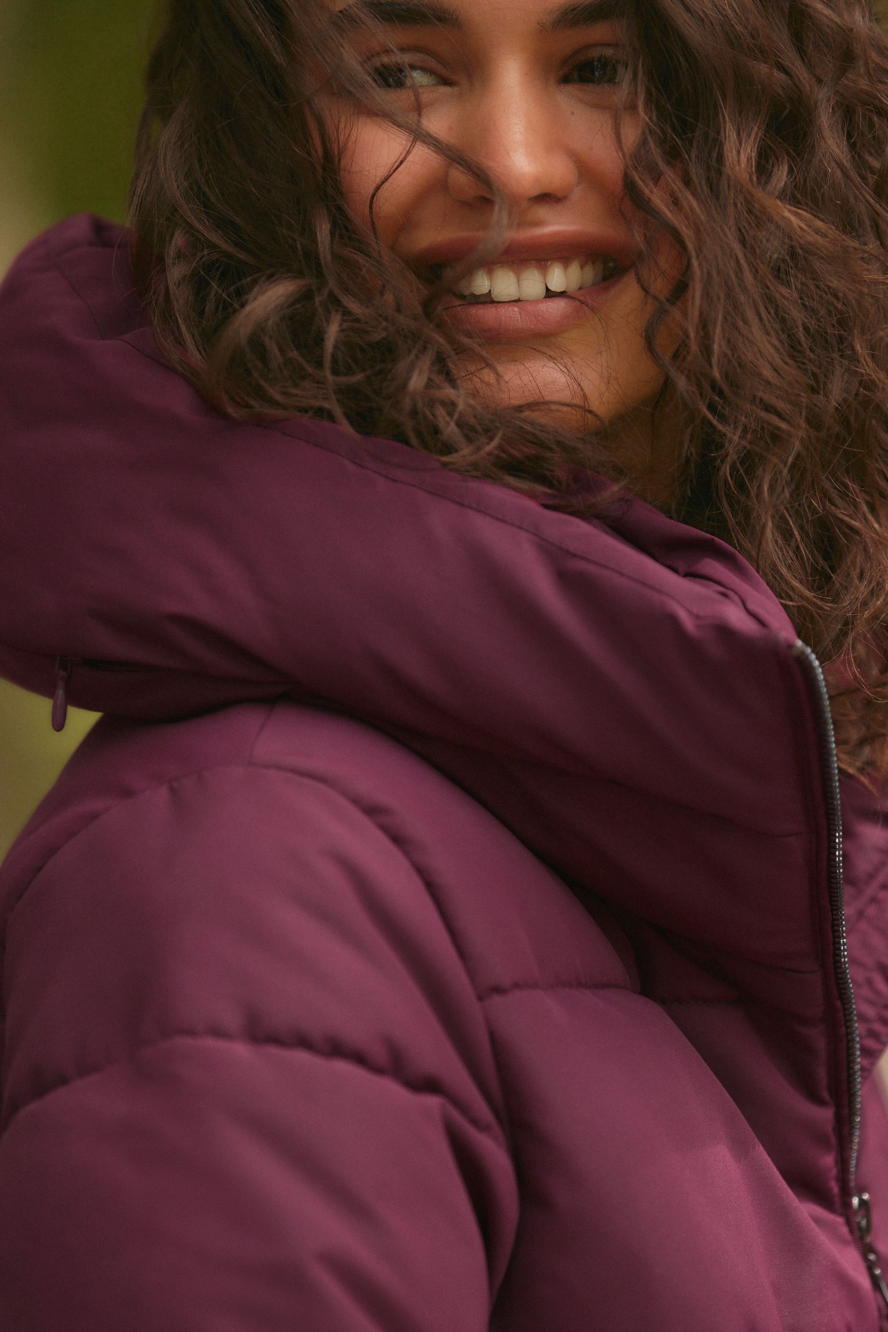 Womens maroon puffer jacket on sale