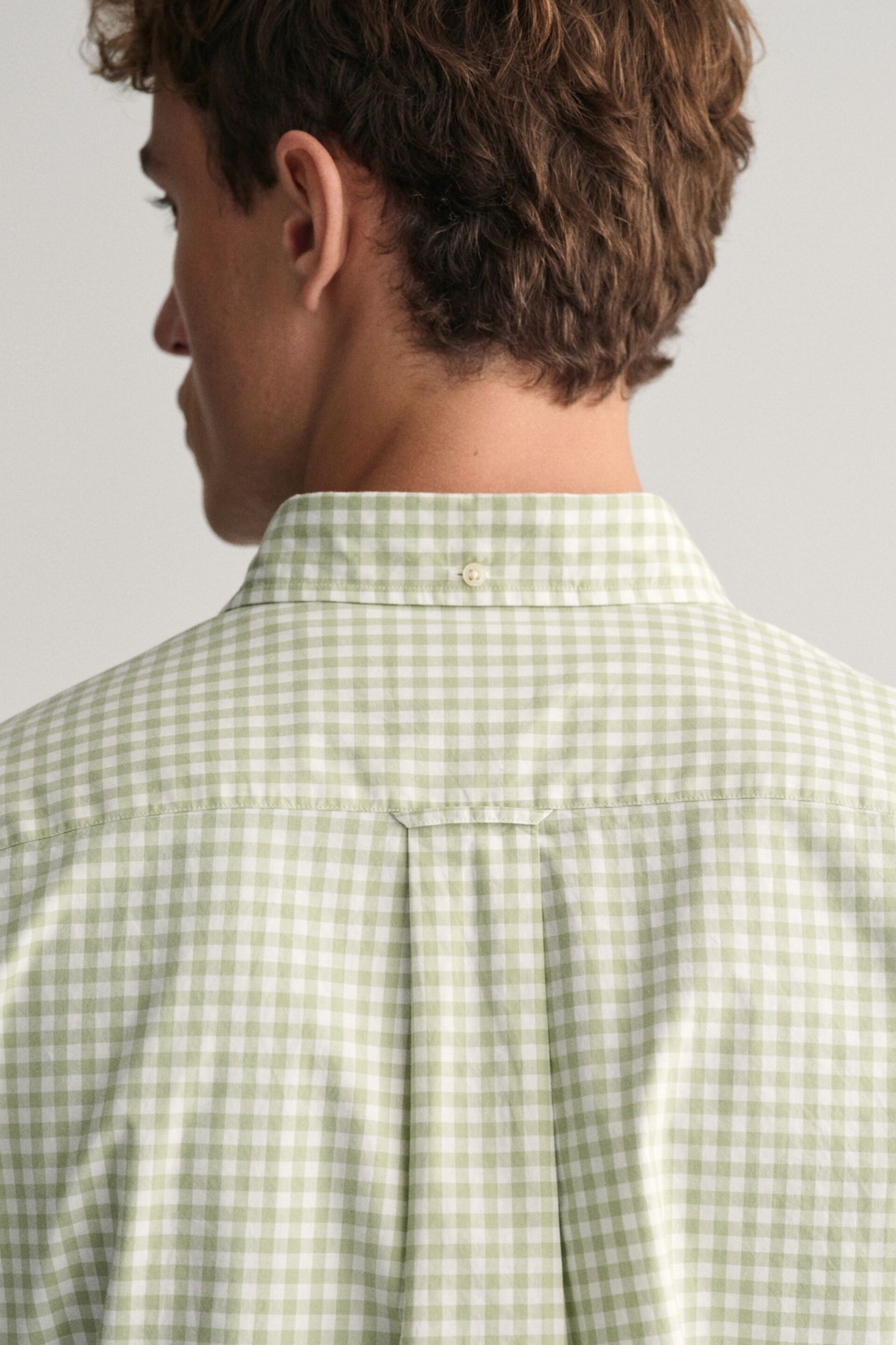 GANT Regular Fit Gingham Poplin Short Sleeve Shirt - Image 4 of 5