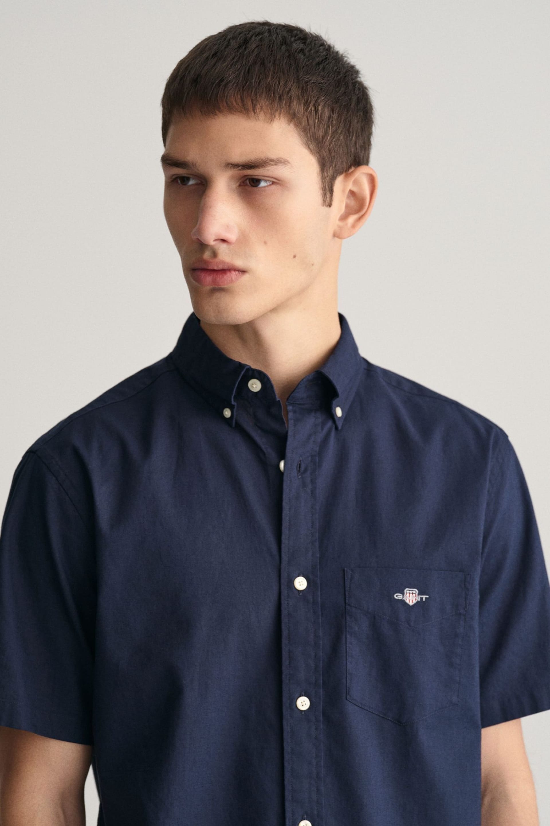 GANT Dark Blue Regular Fit Cotton Linen Short Sleeve Shirt - Image 4 of 7