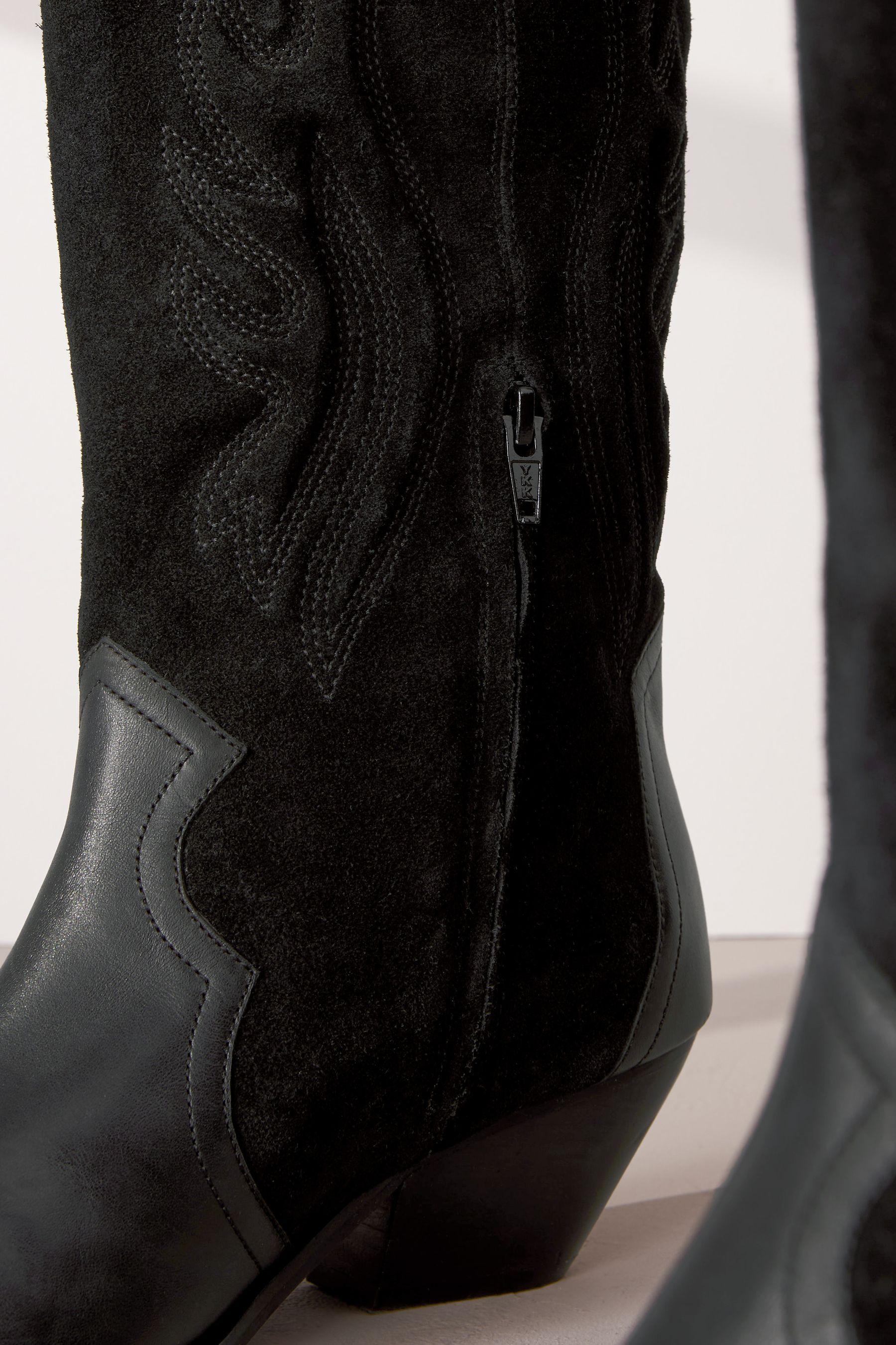 Black cowboy boots near me shop