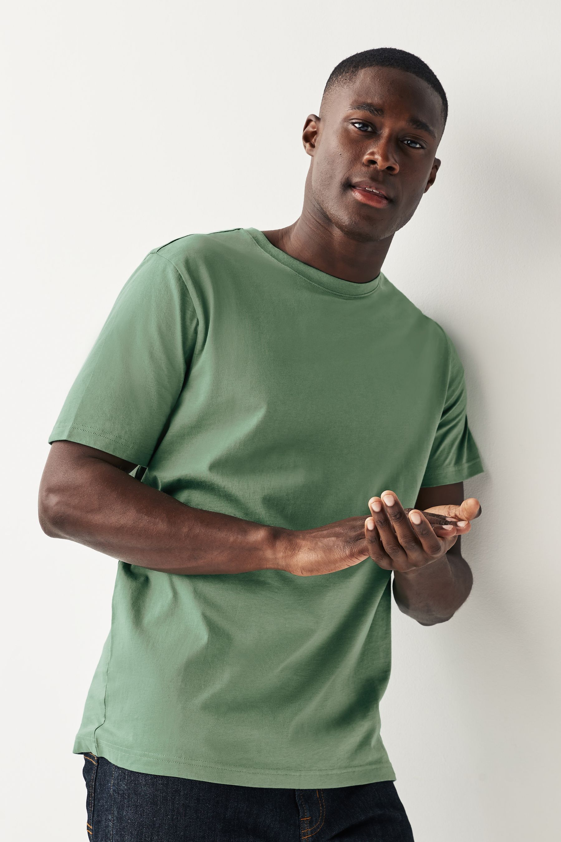 Light green crew neck hotsell